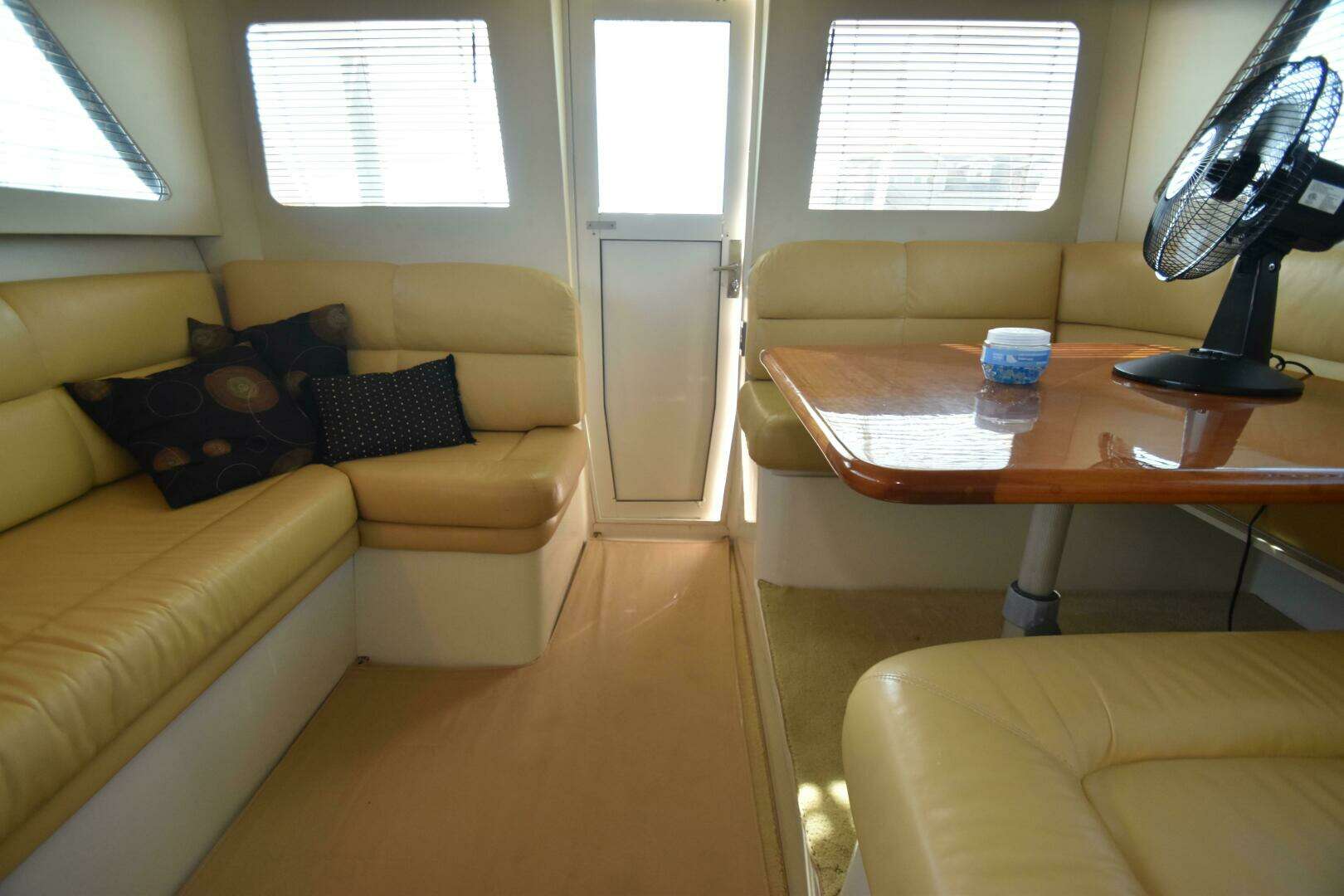 2002 Jupiter 35 Convertible - Image 12