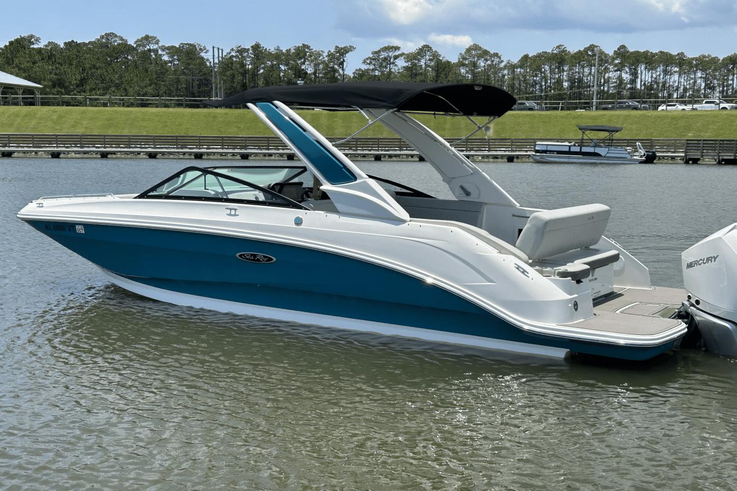 2023 Sea Ray SDX 250 Outboard - 7
