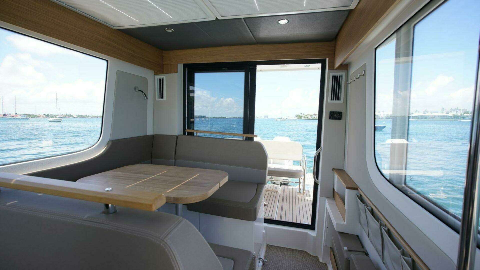 2024 Nimbus Commuter 11 - Image 21