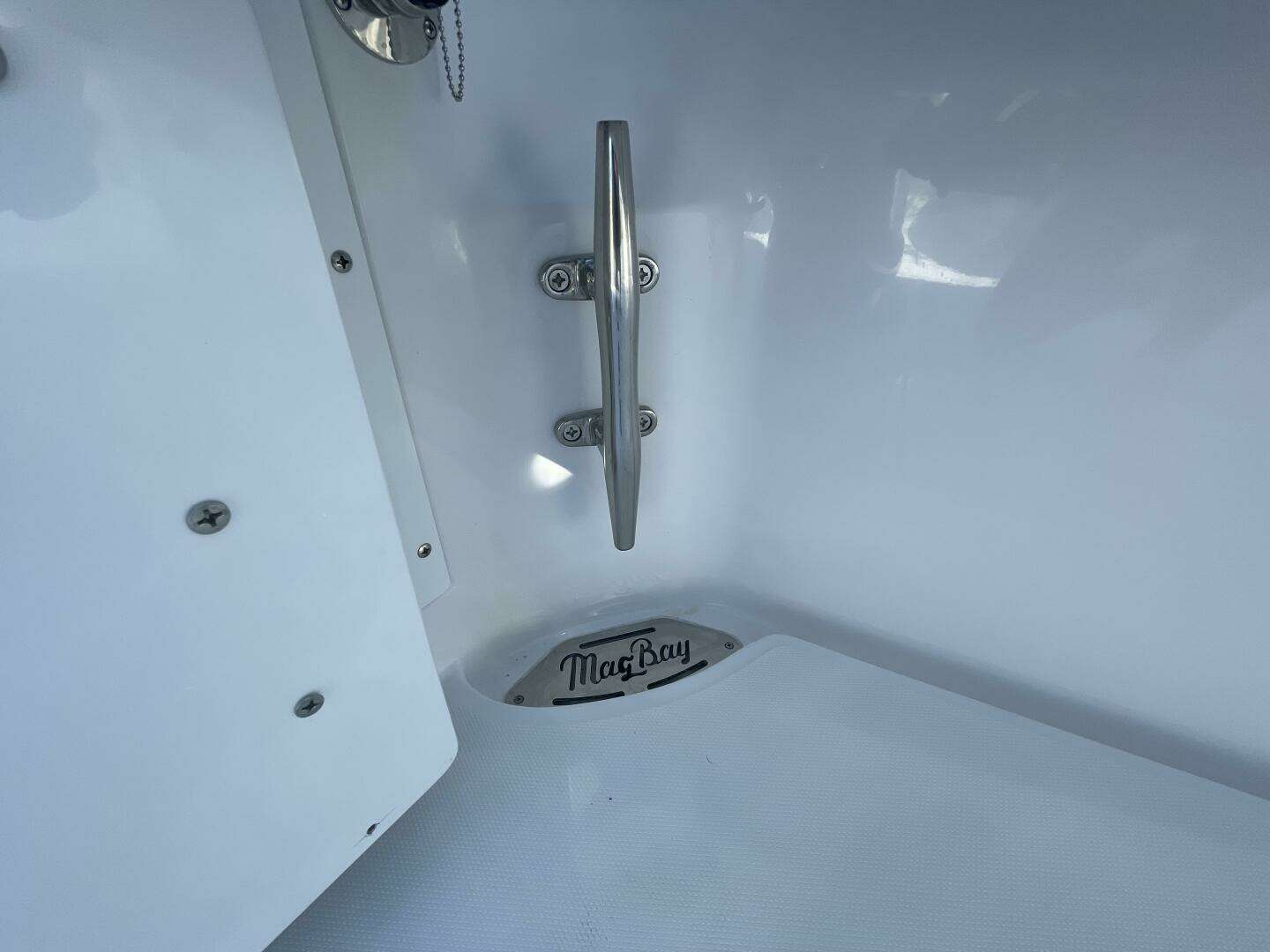 2026 Mag Bay 43 Center Console - Image 42