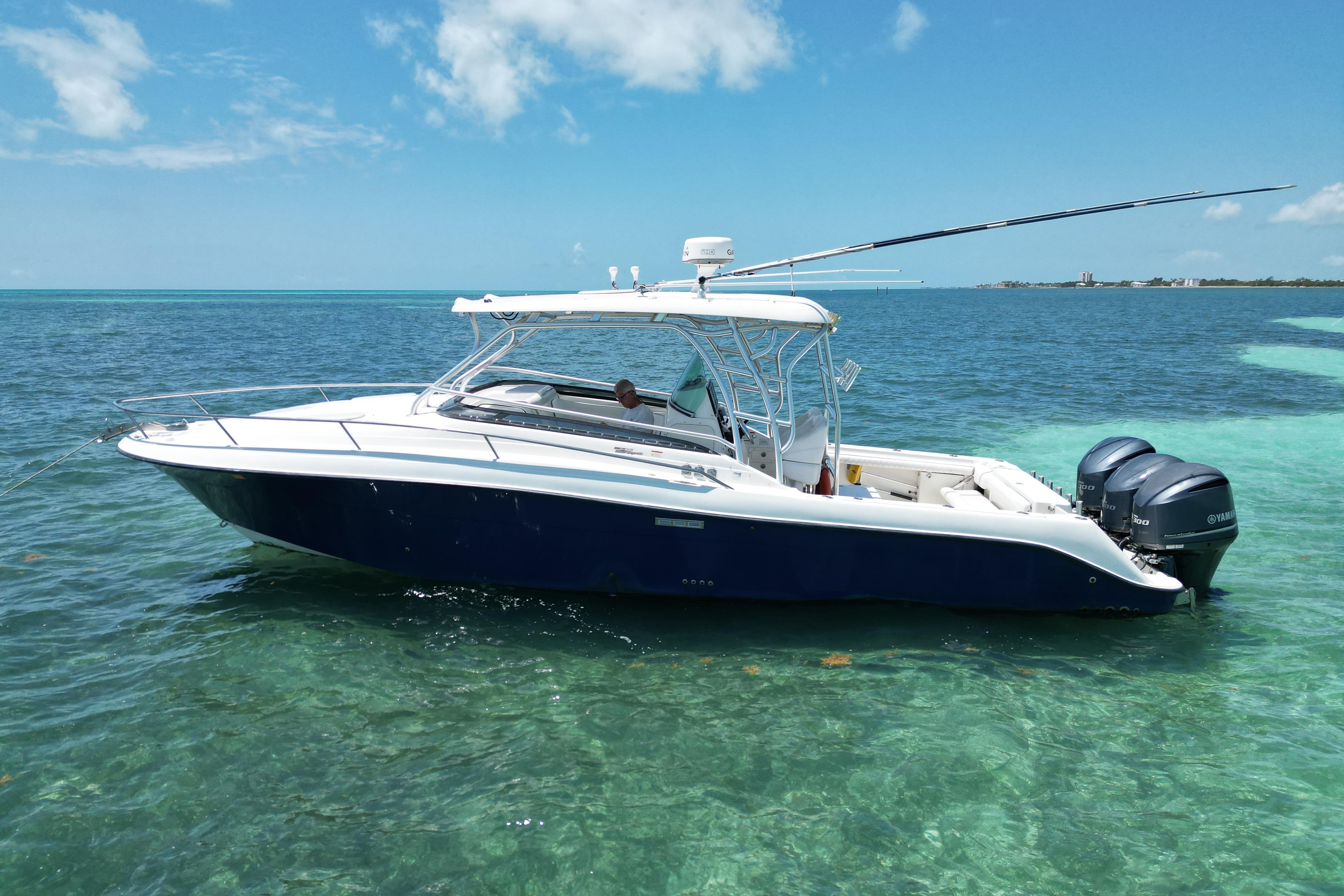 2005 Hydra-Sports Vector 3300 VX