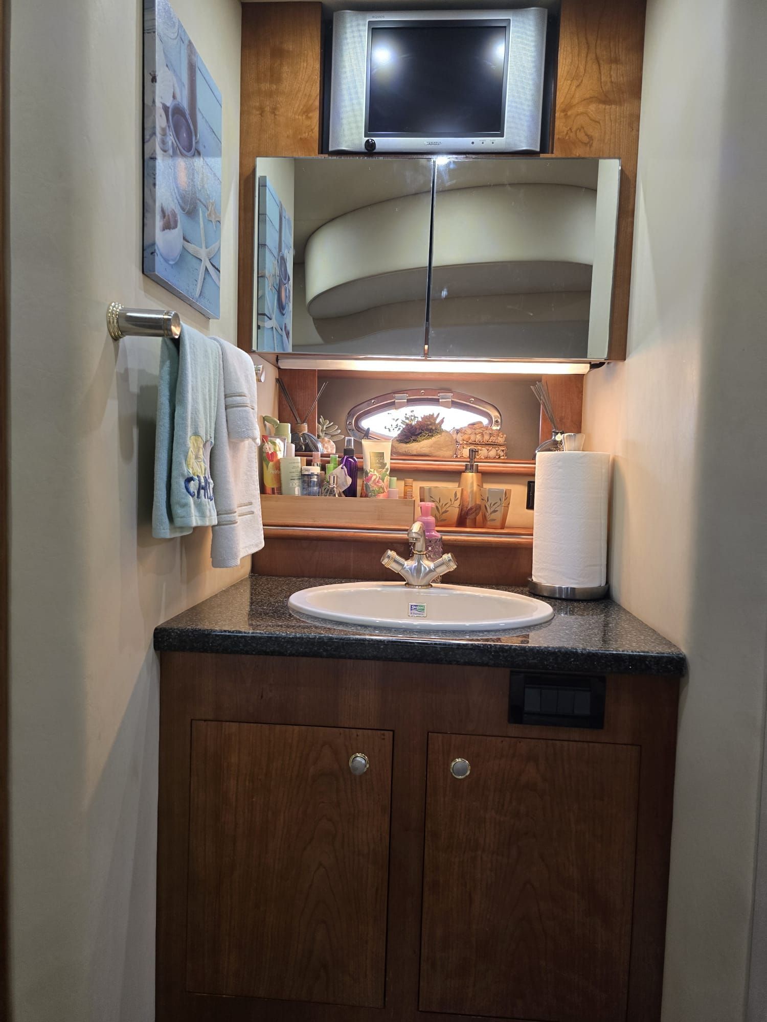 2005 Cruisers Yachts 440 Express - 10