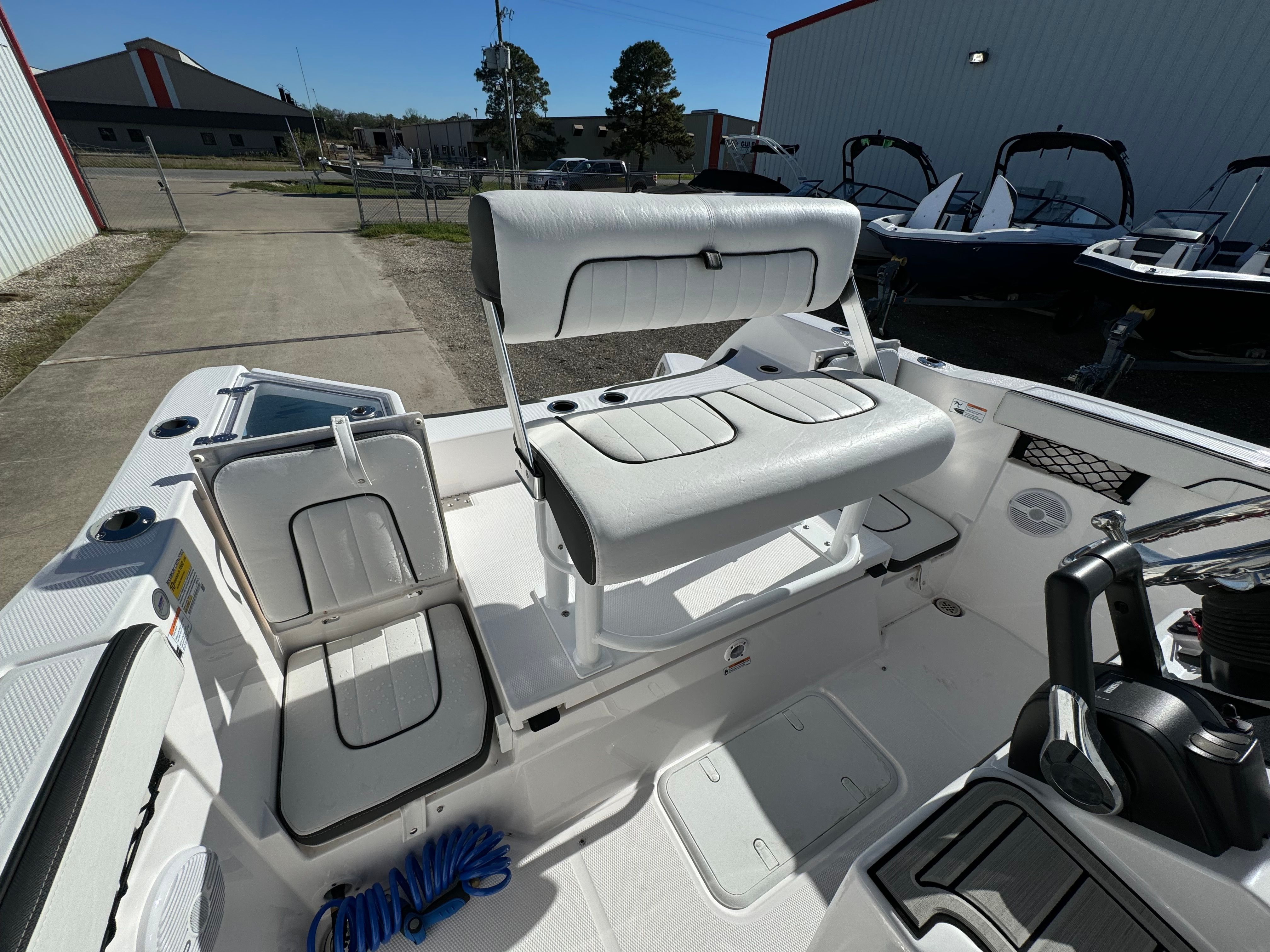 2025 YAMAHA 222 FSH SPORT - Image 36
