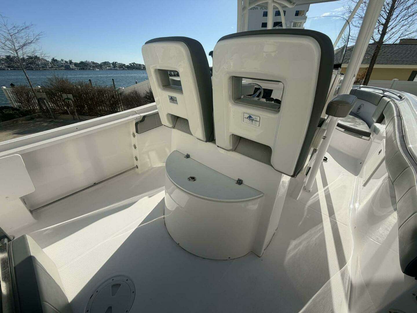 2021 Aquasport 2500 Center Console - Image 23
