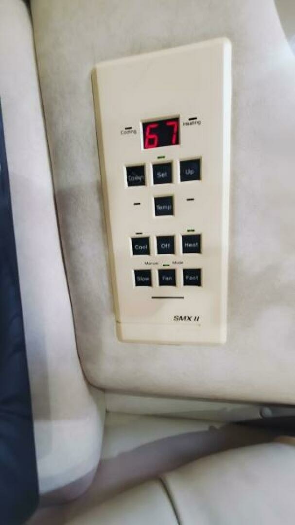 1997 Sea Ray 370 - Image 22