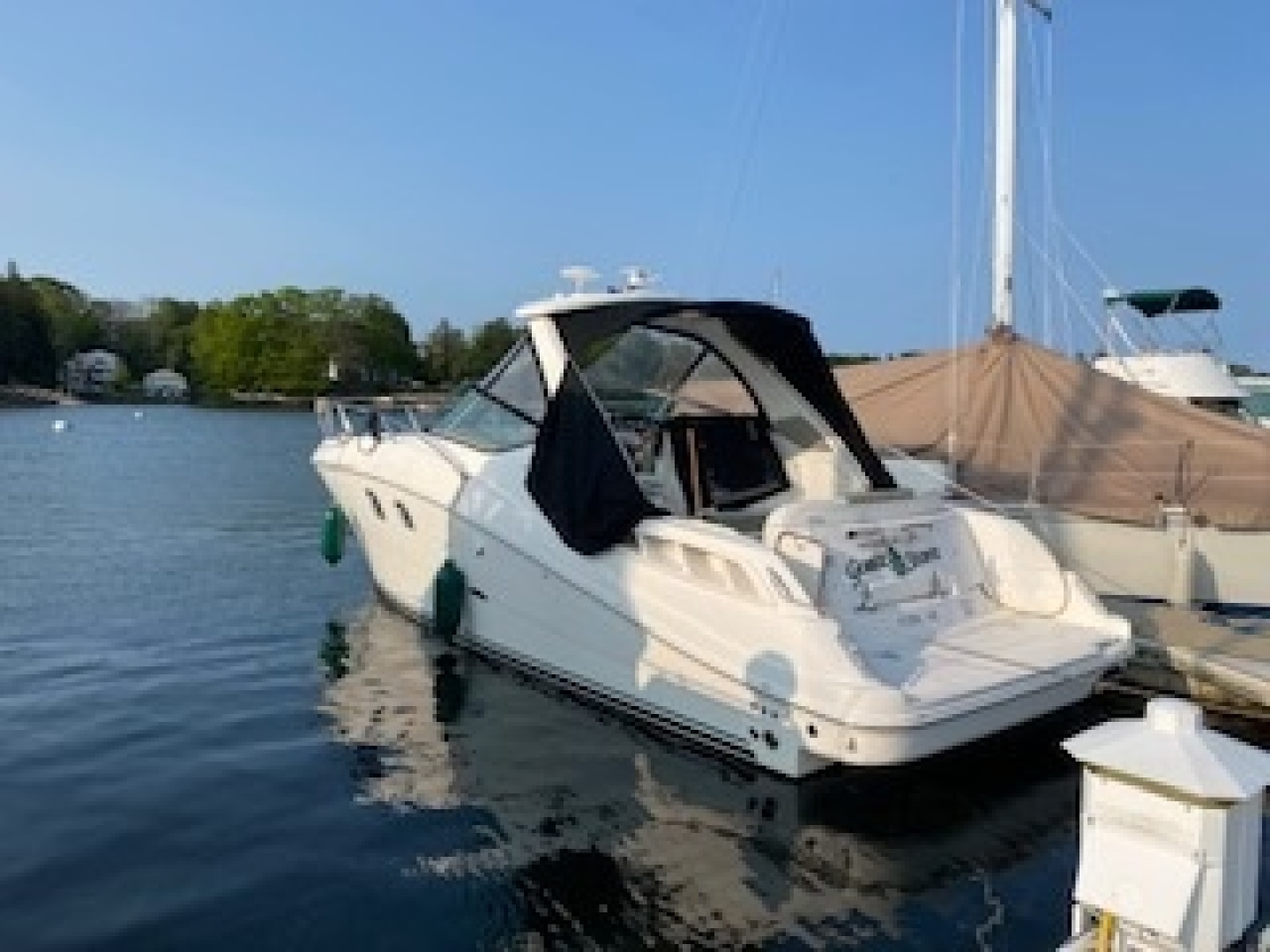 2007 Sea Ray Sundancer - Image 2