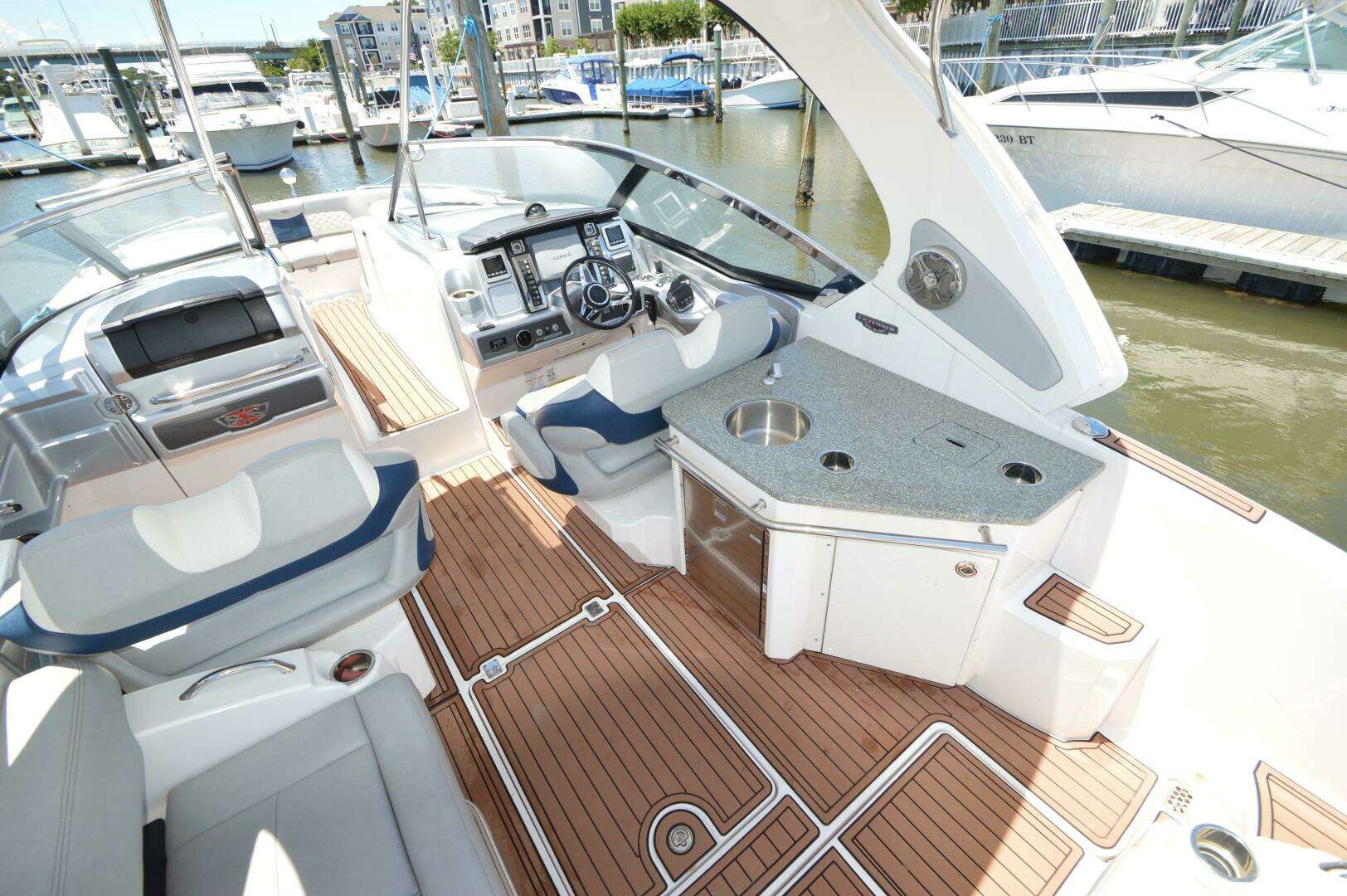 2013 Chaparral 327 SSX - Image 11