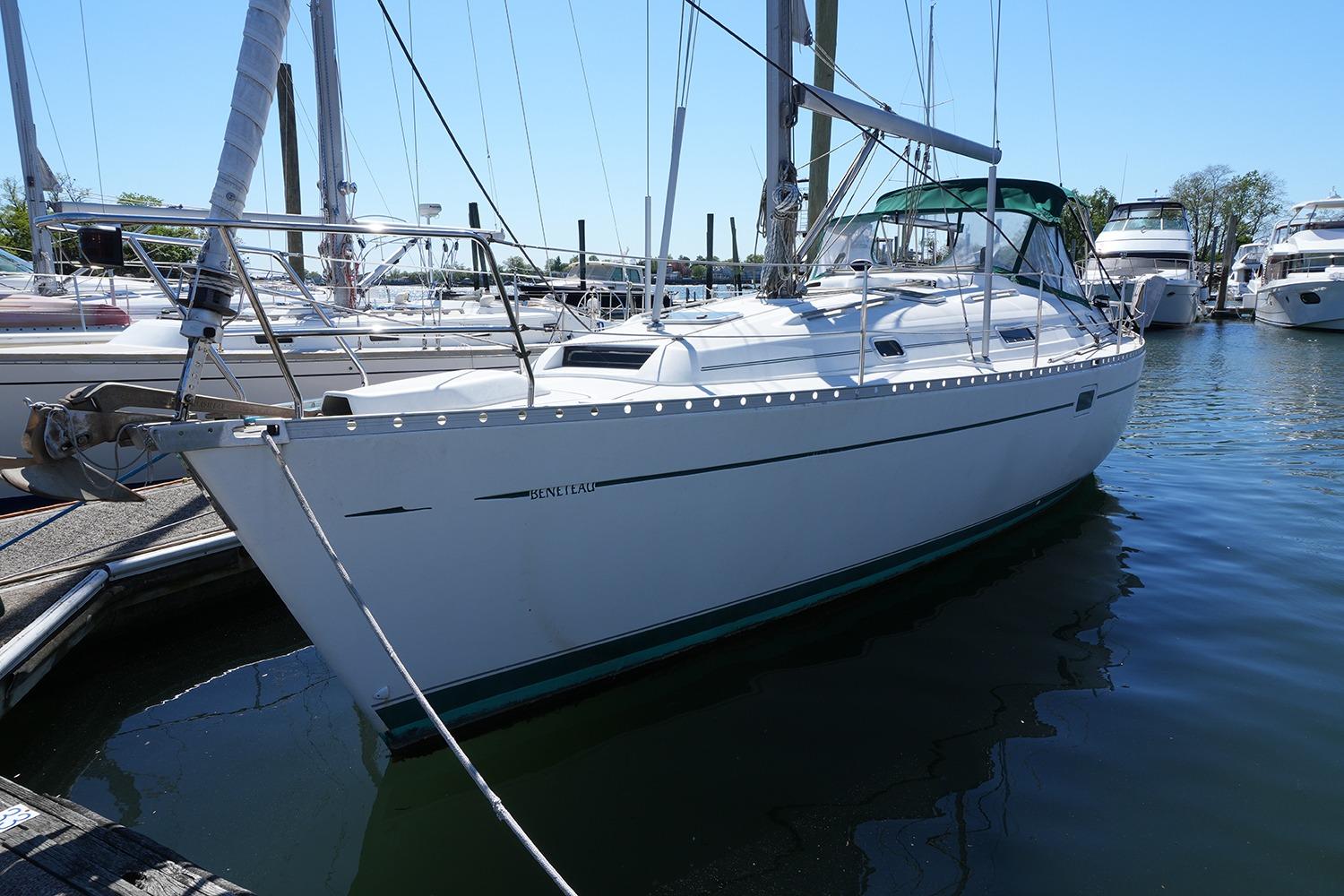 1999 Beneteau 381