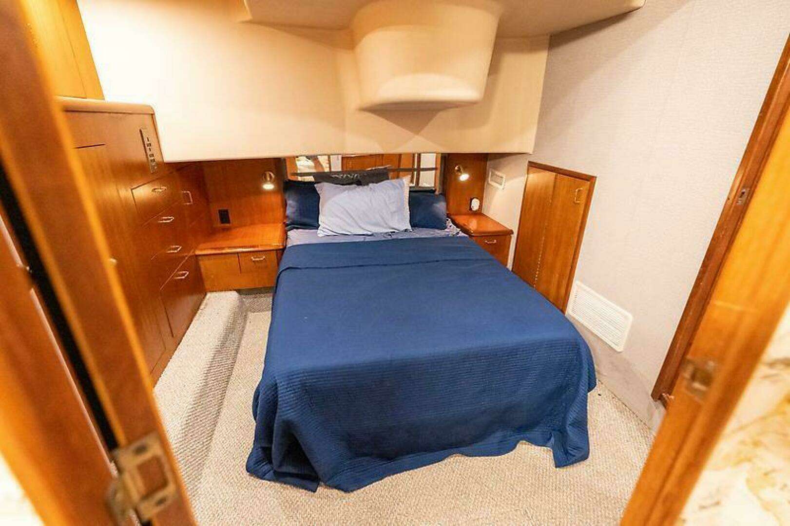 1999 Ocean Yachts 40 - Image 36