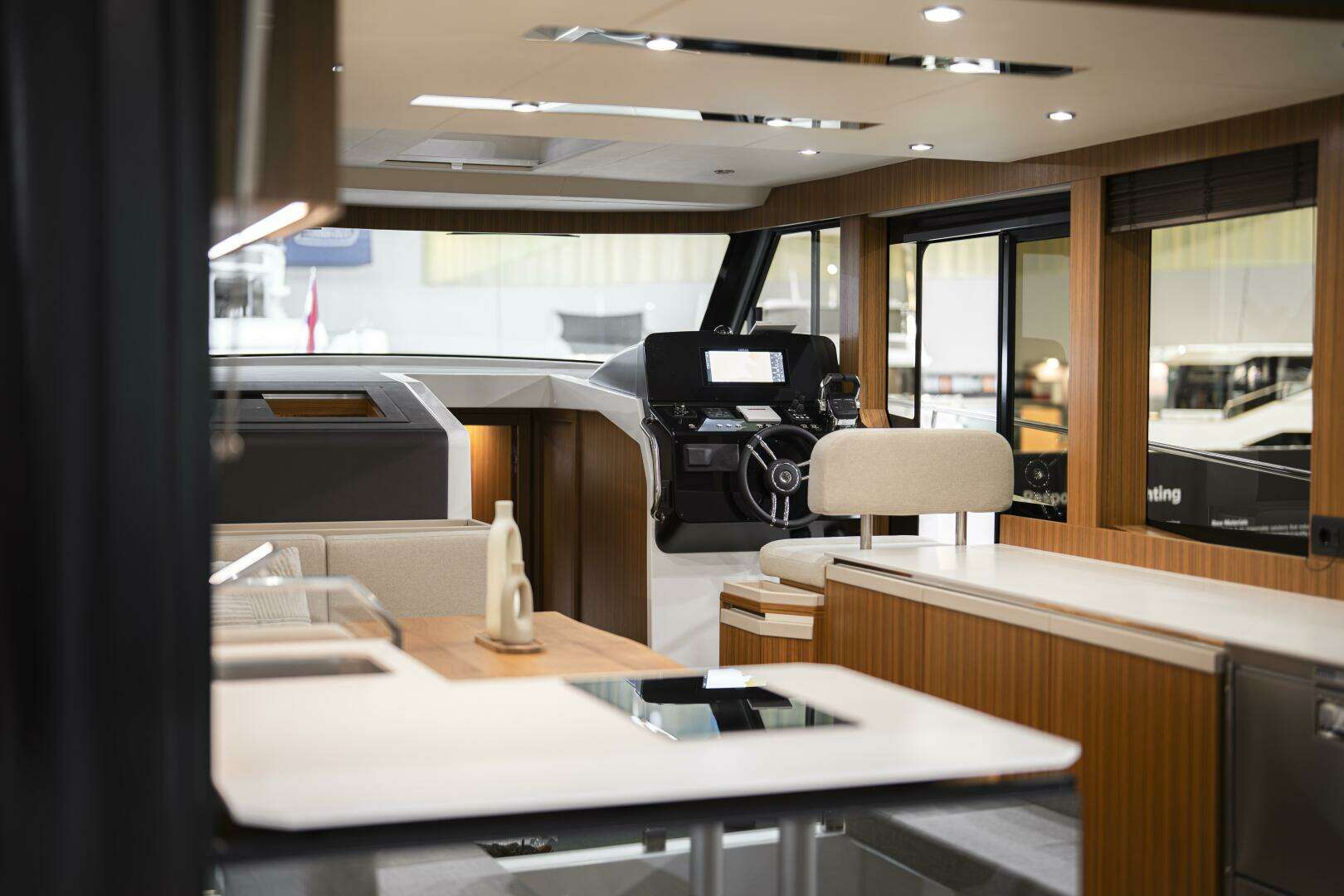 2026 Greenline 42 Hybrid - Image 7