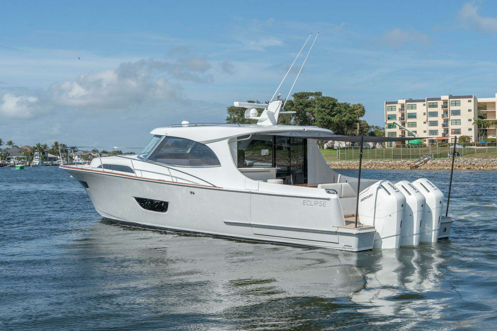 2025 ECLIPSE 505 Shadow - Image 6