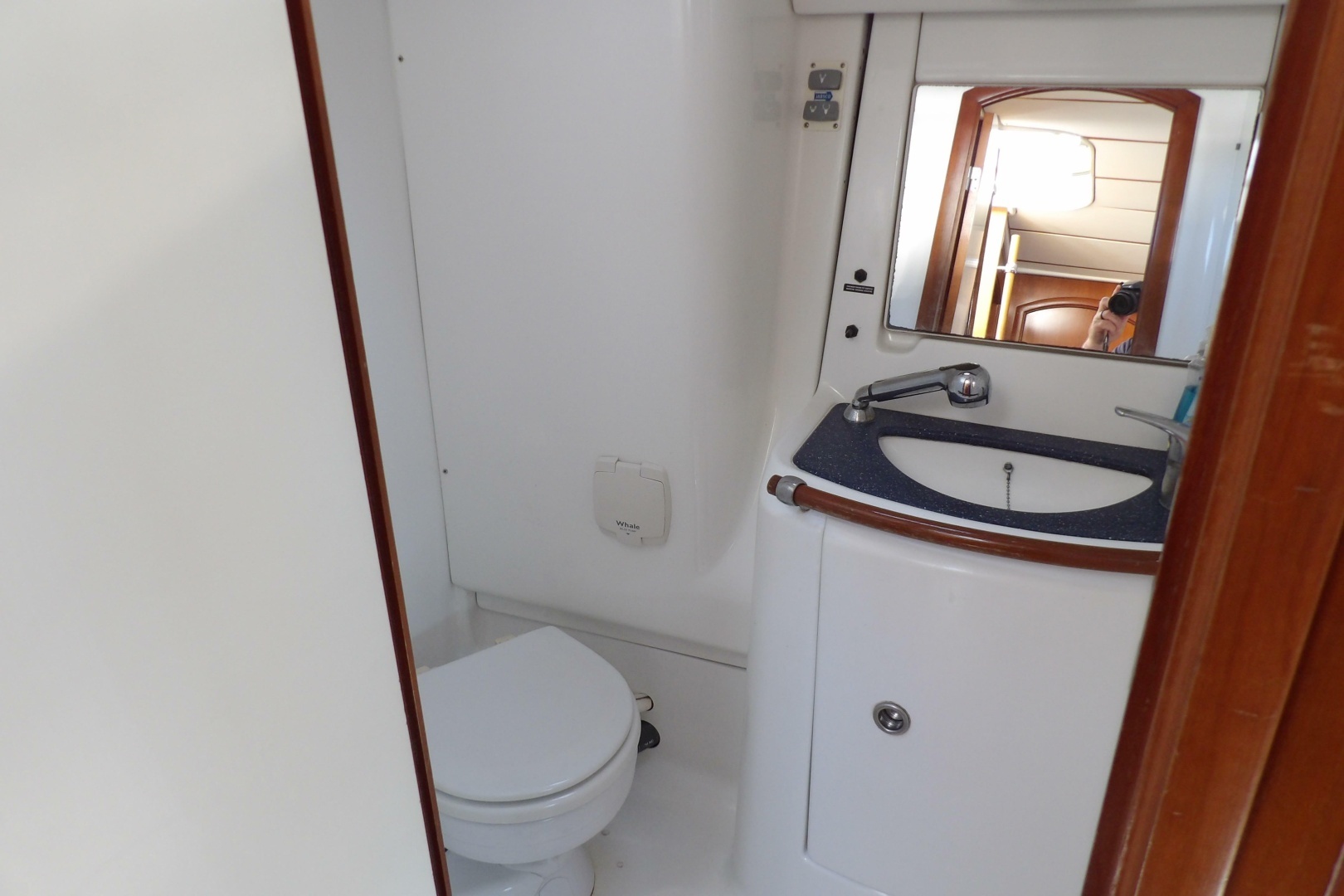 2002 Beneteau 473 - Image 37