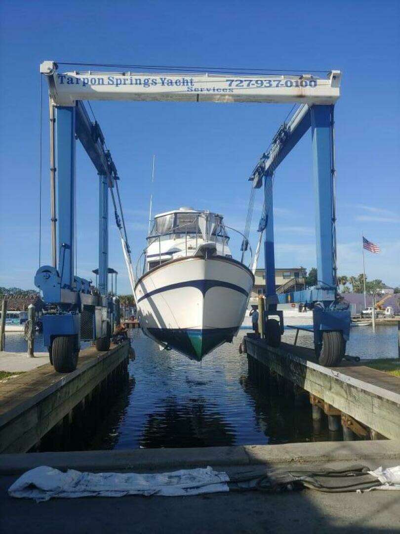 1987 President 41 Double Cabin Motor Yacht - Image 90