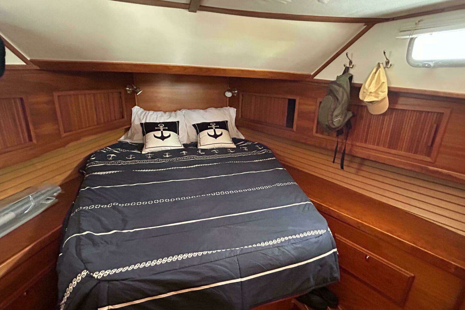 2004 Sabre 36 Flybridge - Image 35