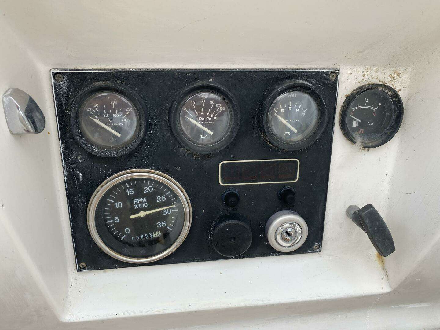 1989 J Boats J/40 - Image 36
