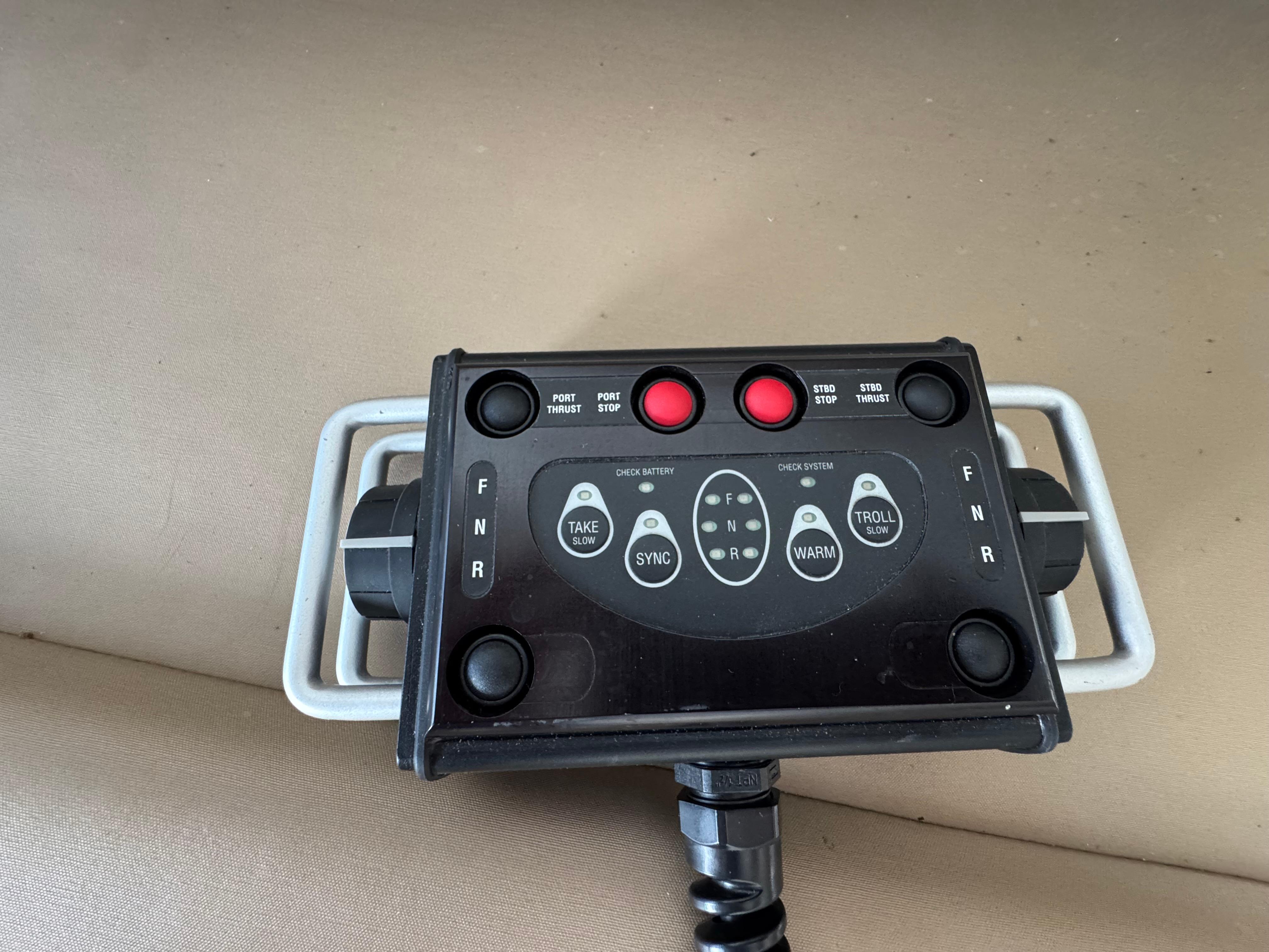2017 Sea Ray Sundancer 400 - 86