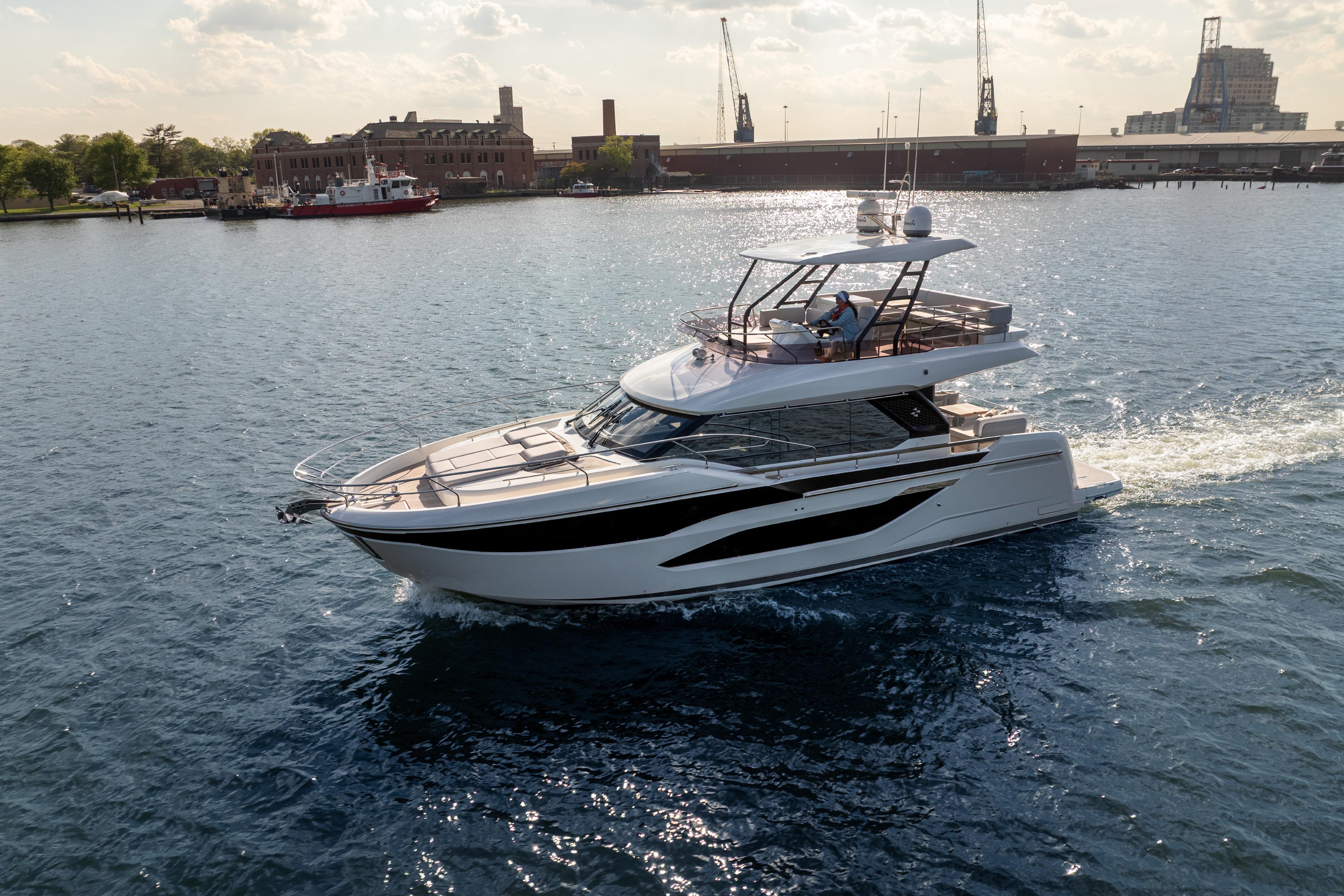 2025 Prestige F4.9