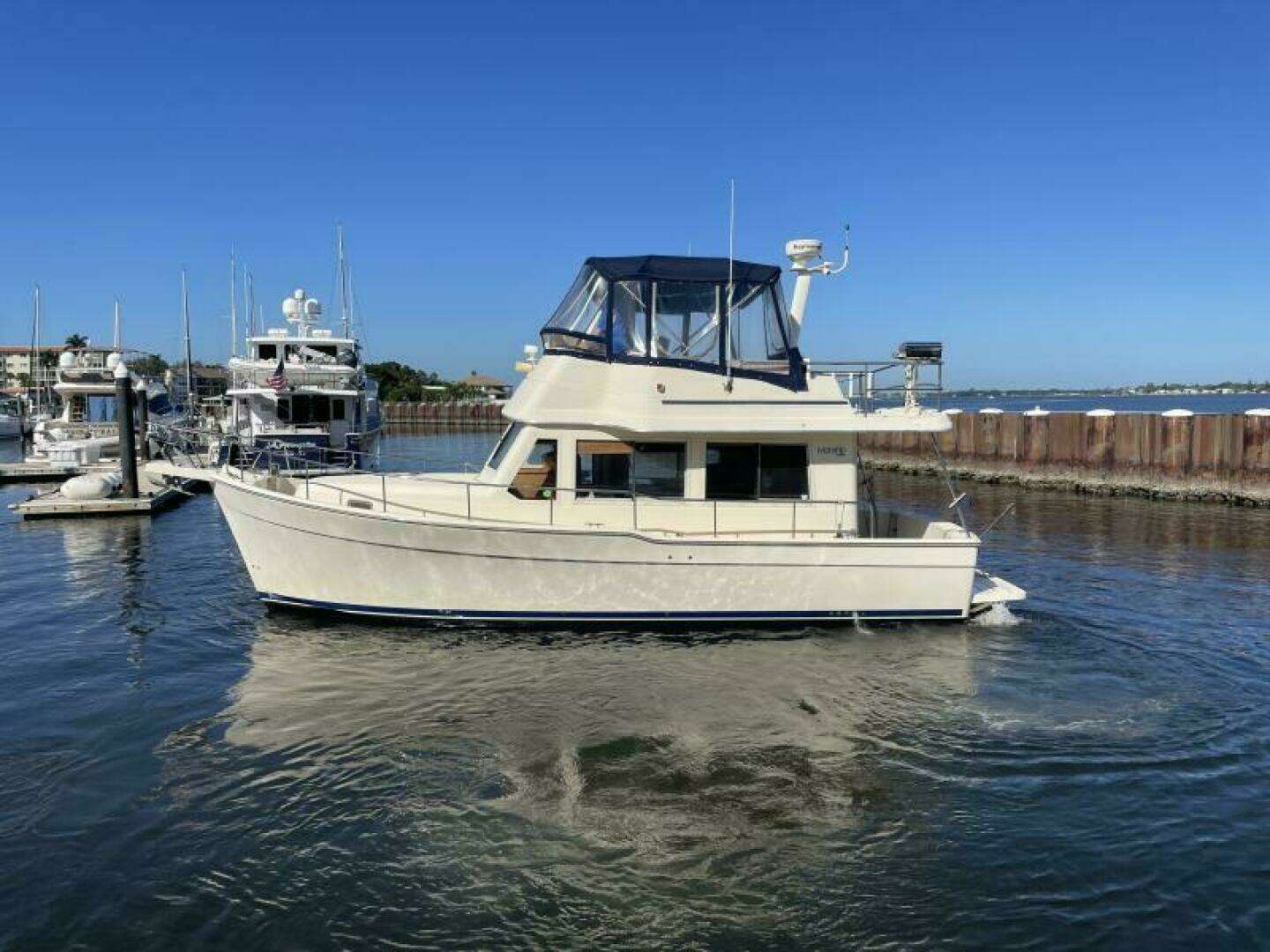 2005 Mainship — - Image 3