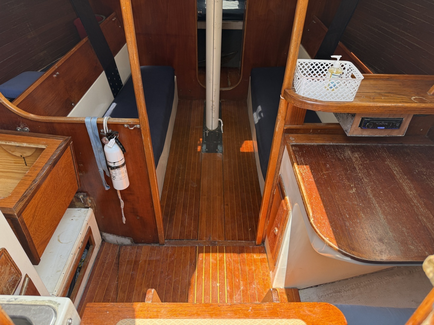 1984 Peterson 34 - Image 19
