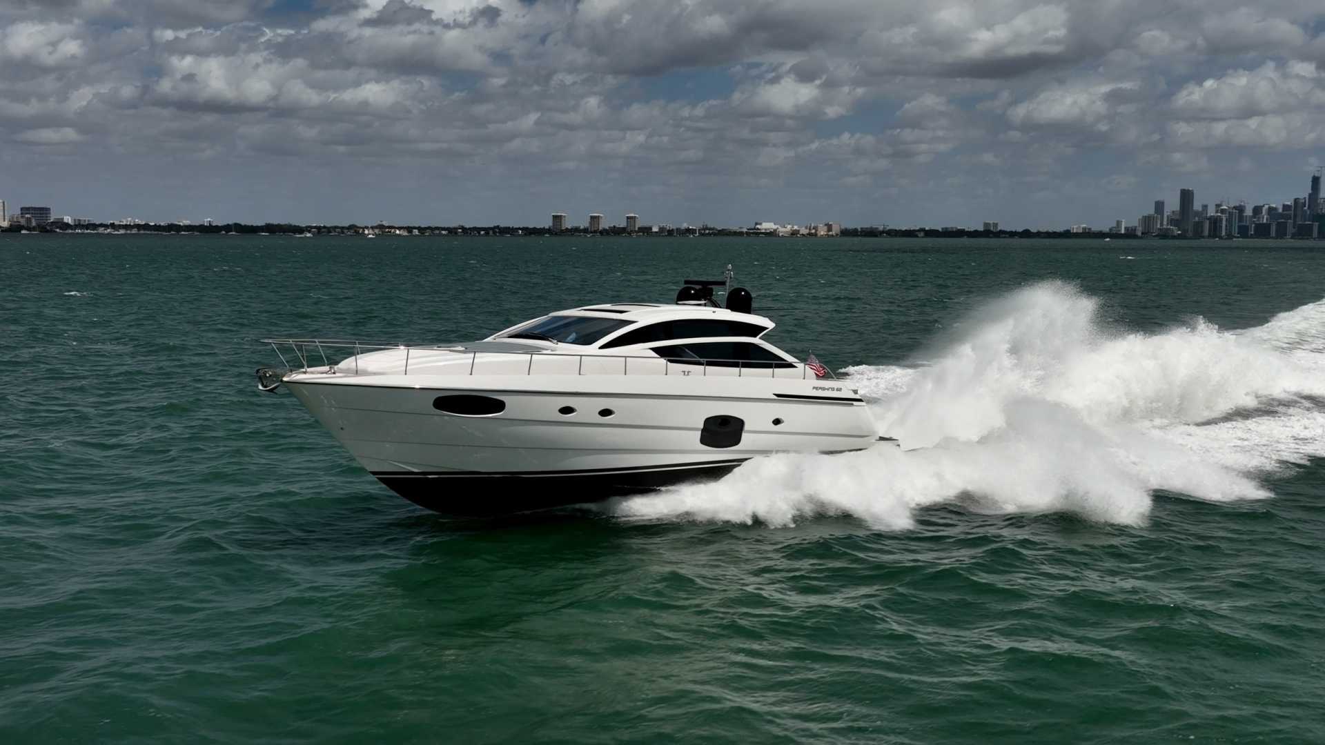 2020 Pershing 62 - Image 34