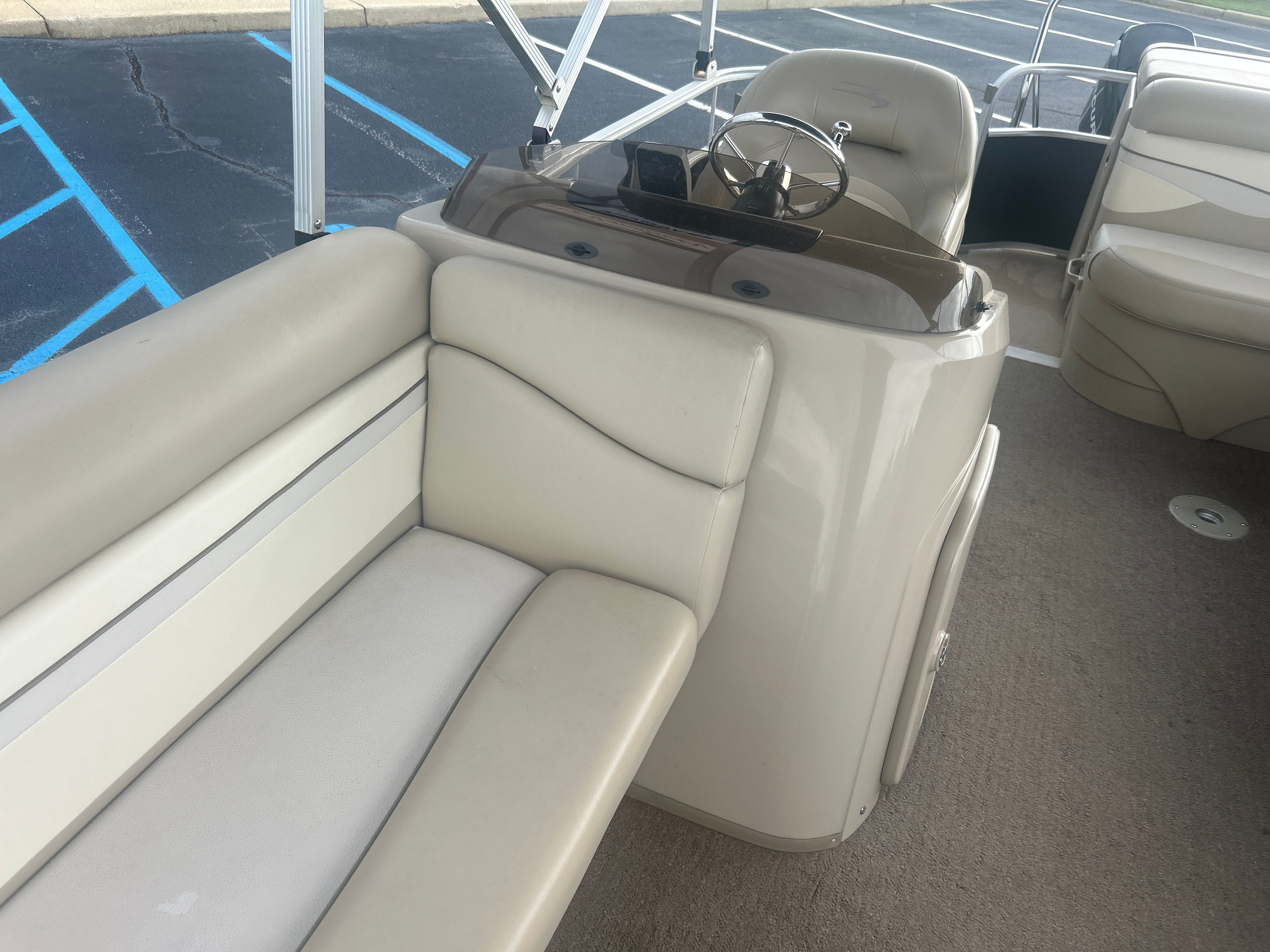 2012 Bennington 22SL - 14