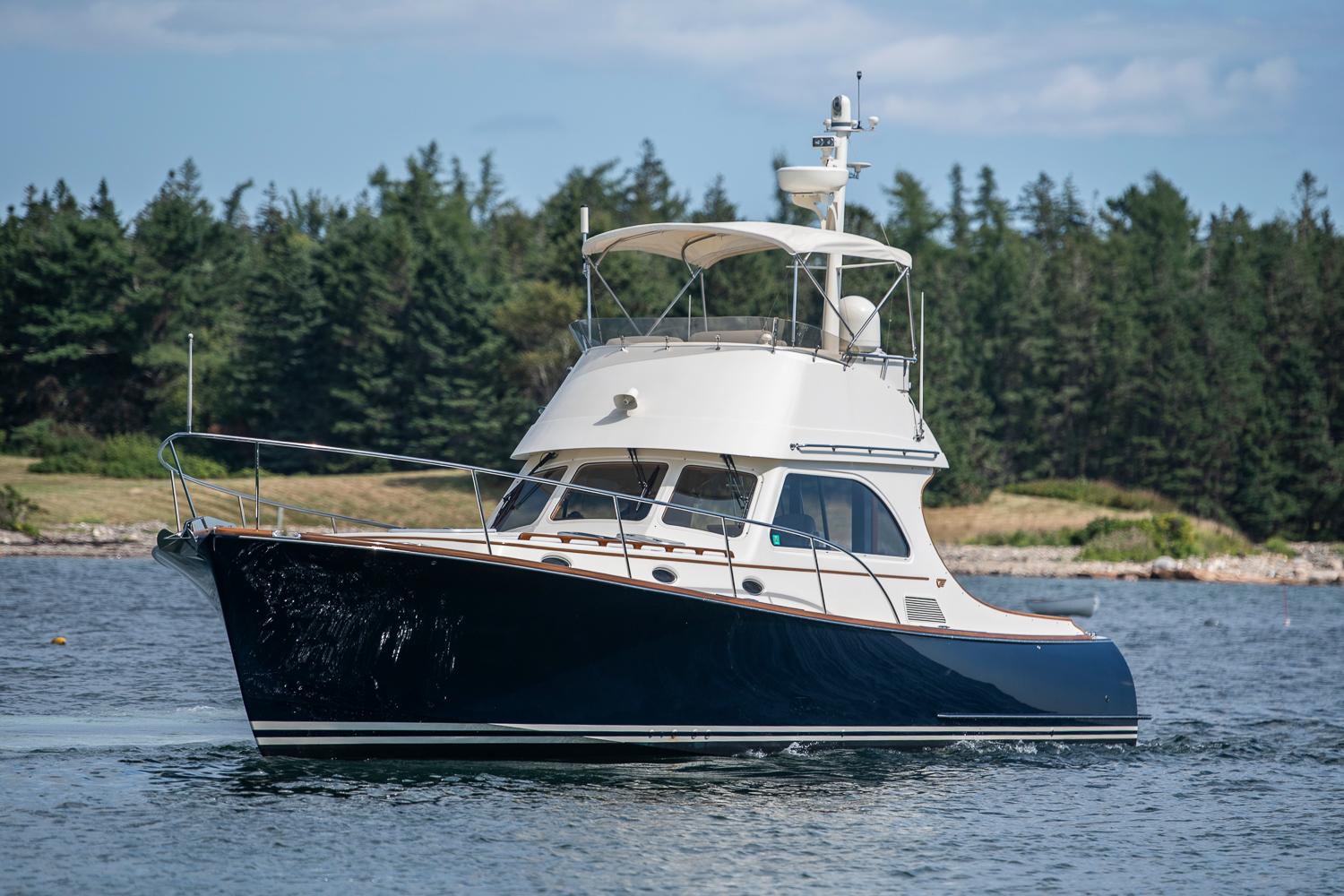 2006 Hinckley Talaria 44 Flybridge