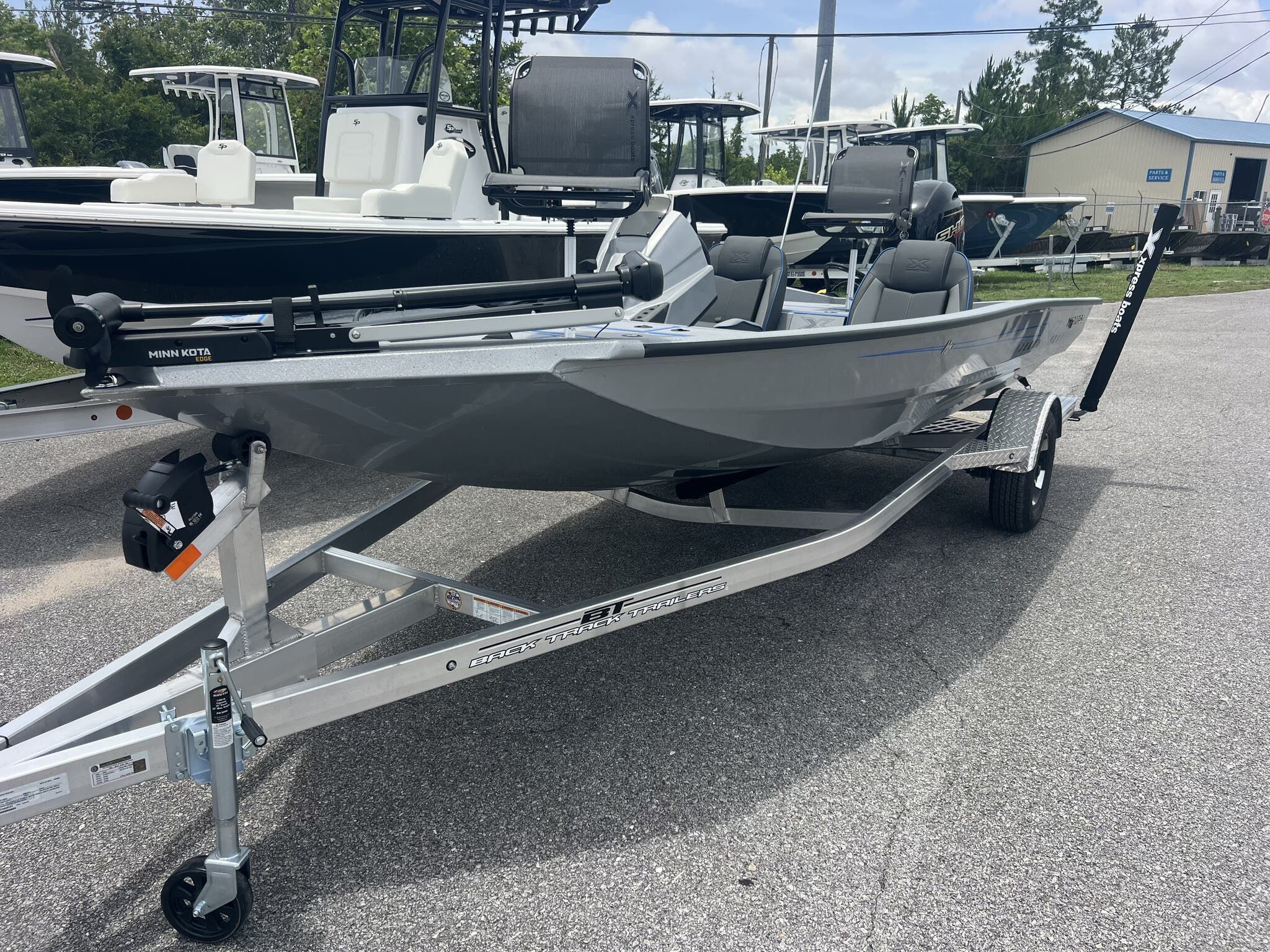 2026 Xpress Hyper-Lift Crappie Series H18C - 2