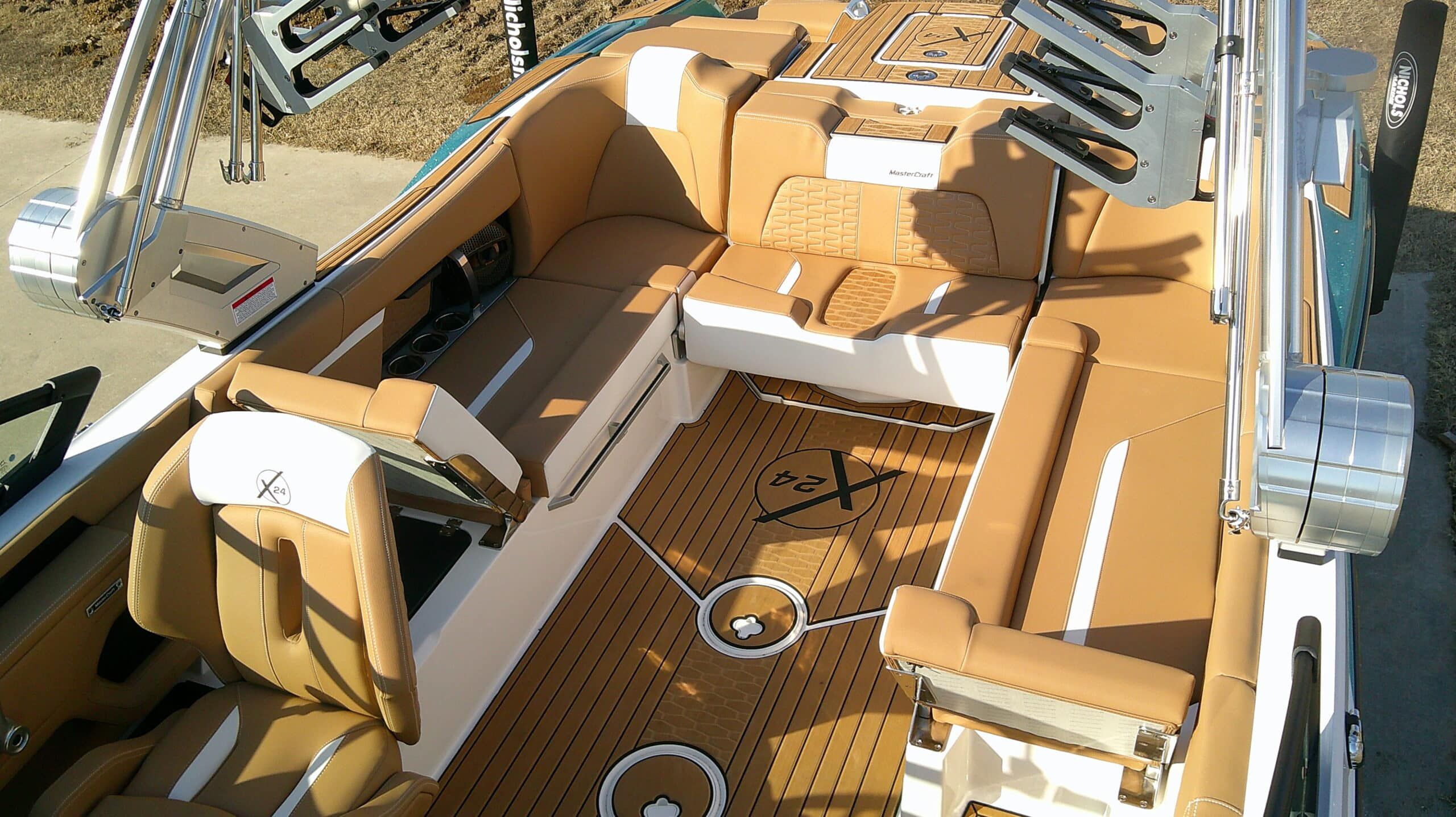2025 MasterCraft X24 - 11