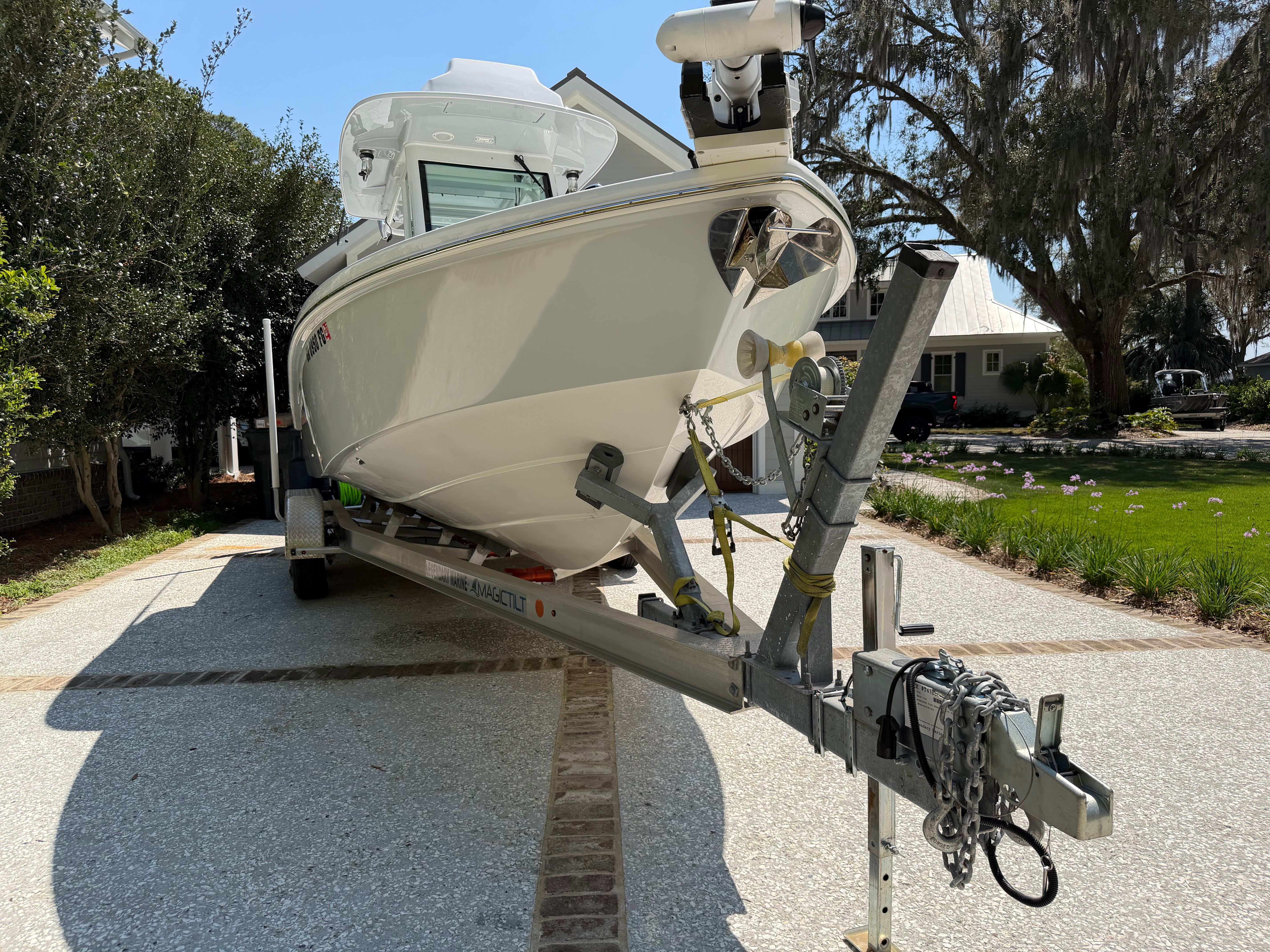 2025 Everglades 253 Center Console - 3
