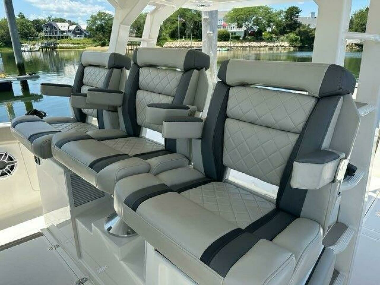 2021 Pursuit 428 Sport - Image 36
