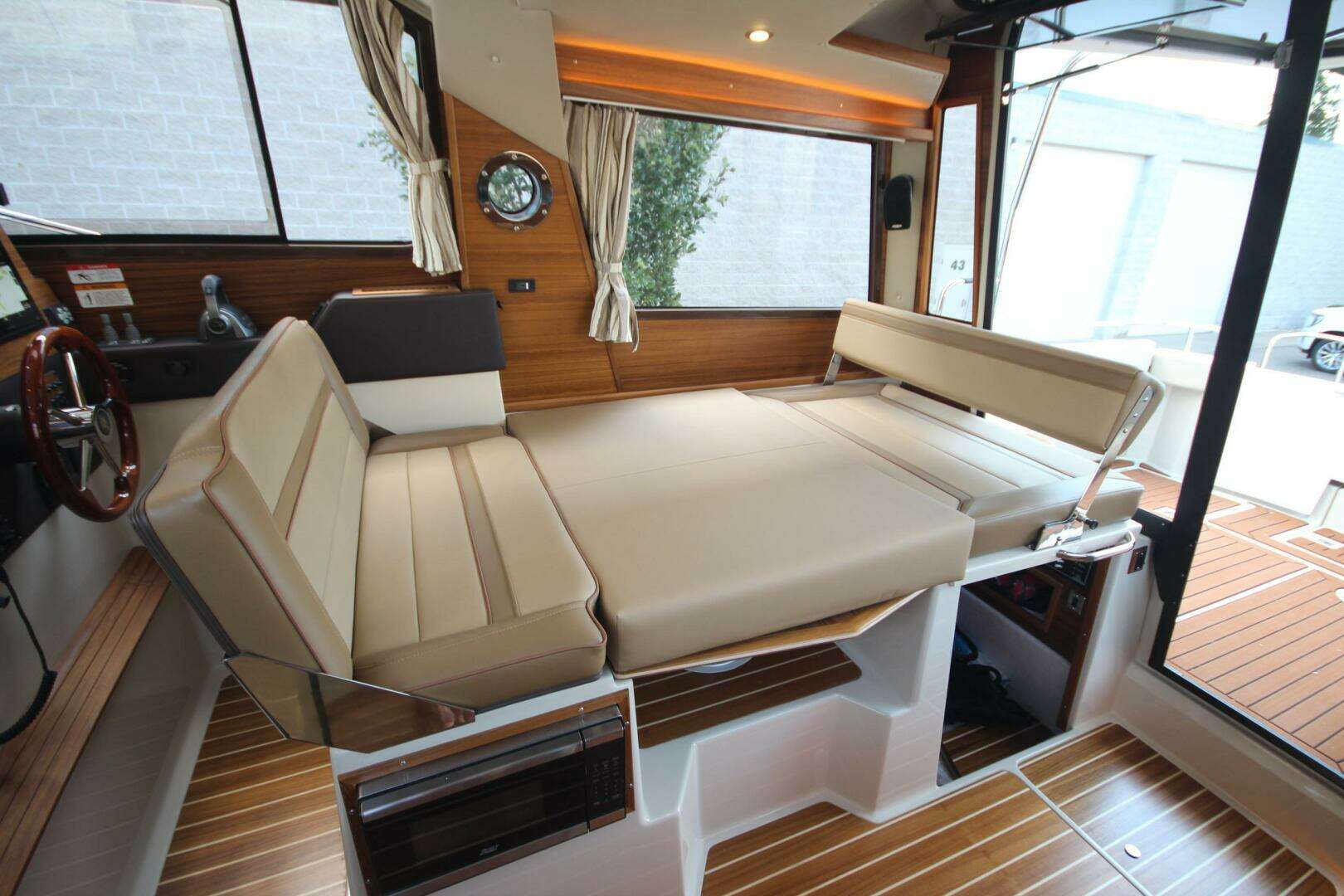 2025 Ranger Tugs R-29 Command Bridge Luxury Edition - Image 35