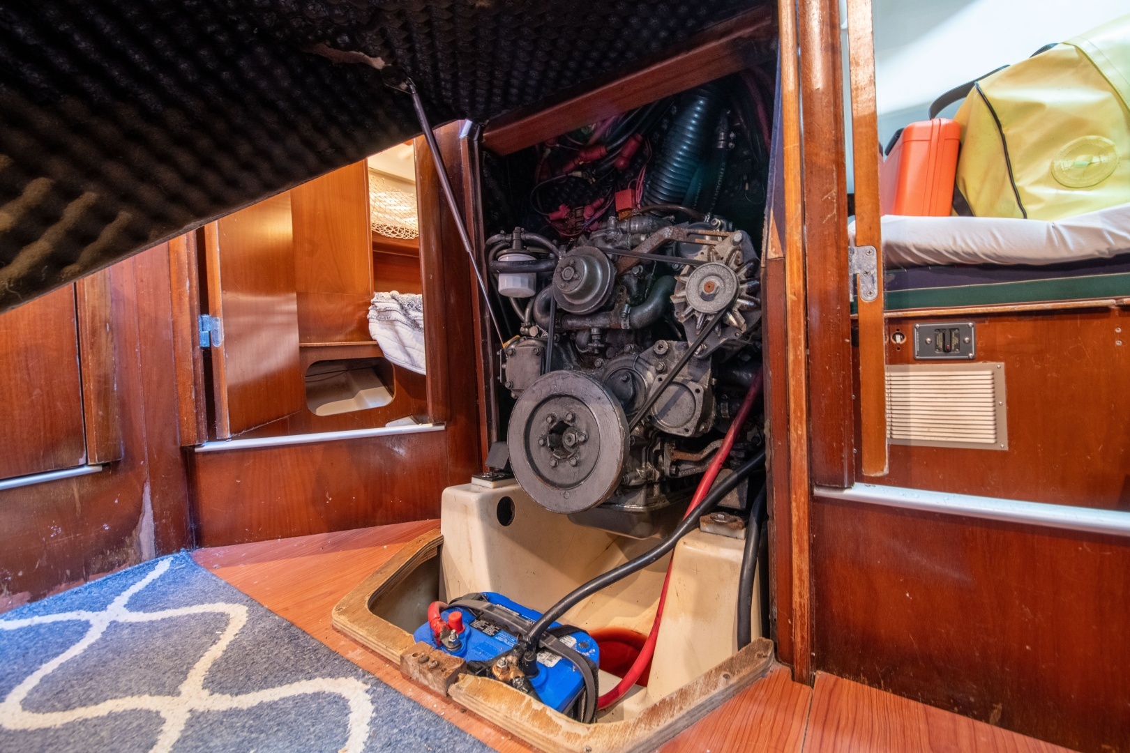 2002 Beneteau 393 - Image 41