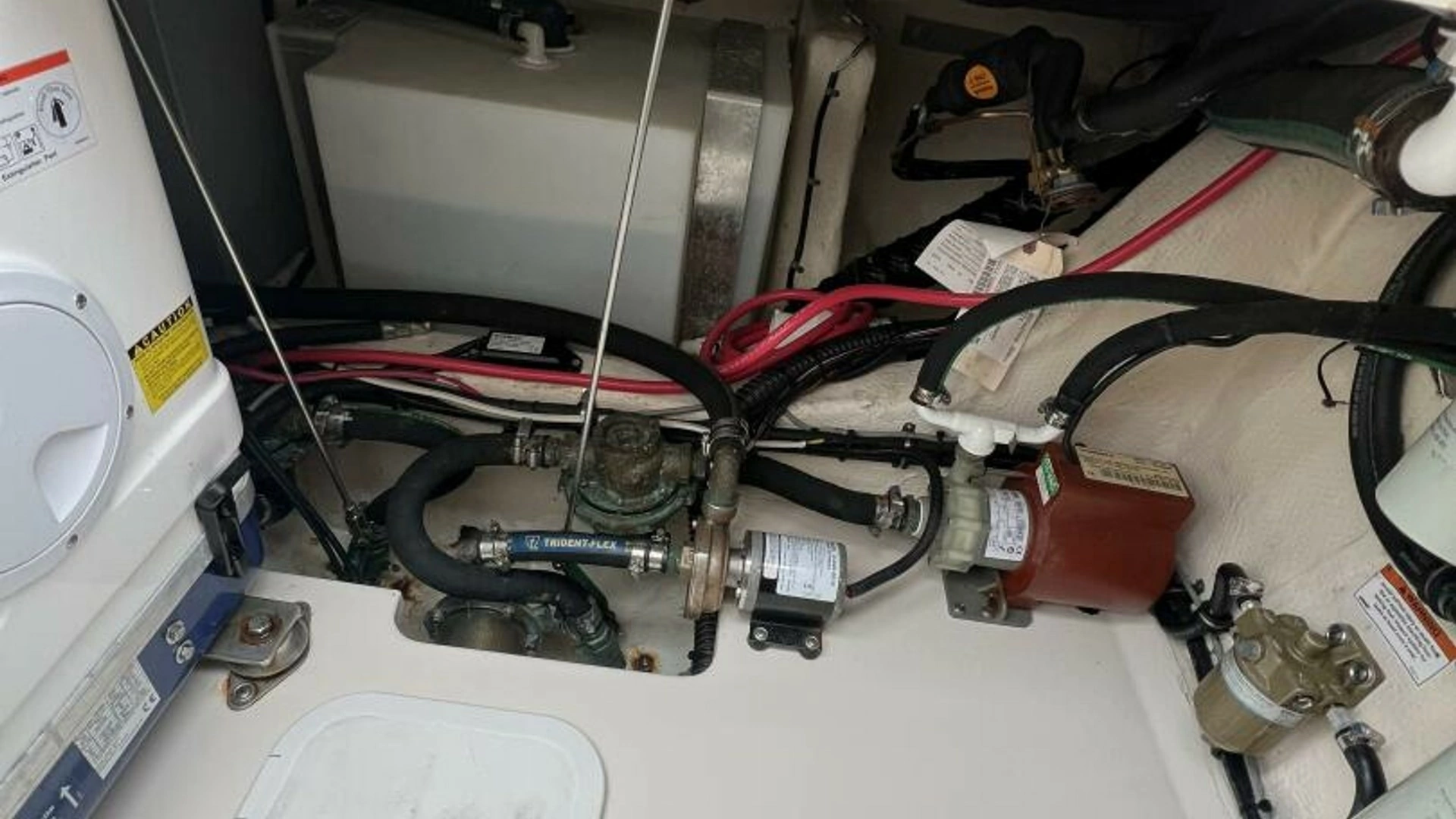 2018 Grady-White 370 Express - Image 28