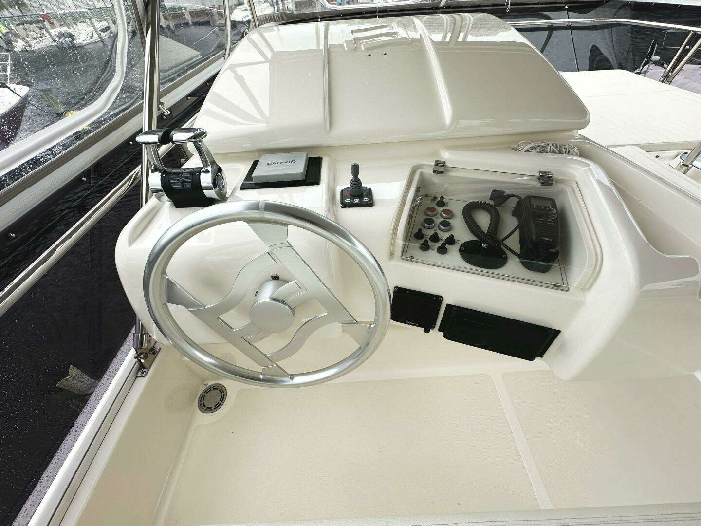 2014 Ferretti Yachts 530 - Image 48