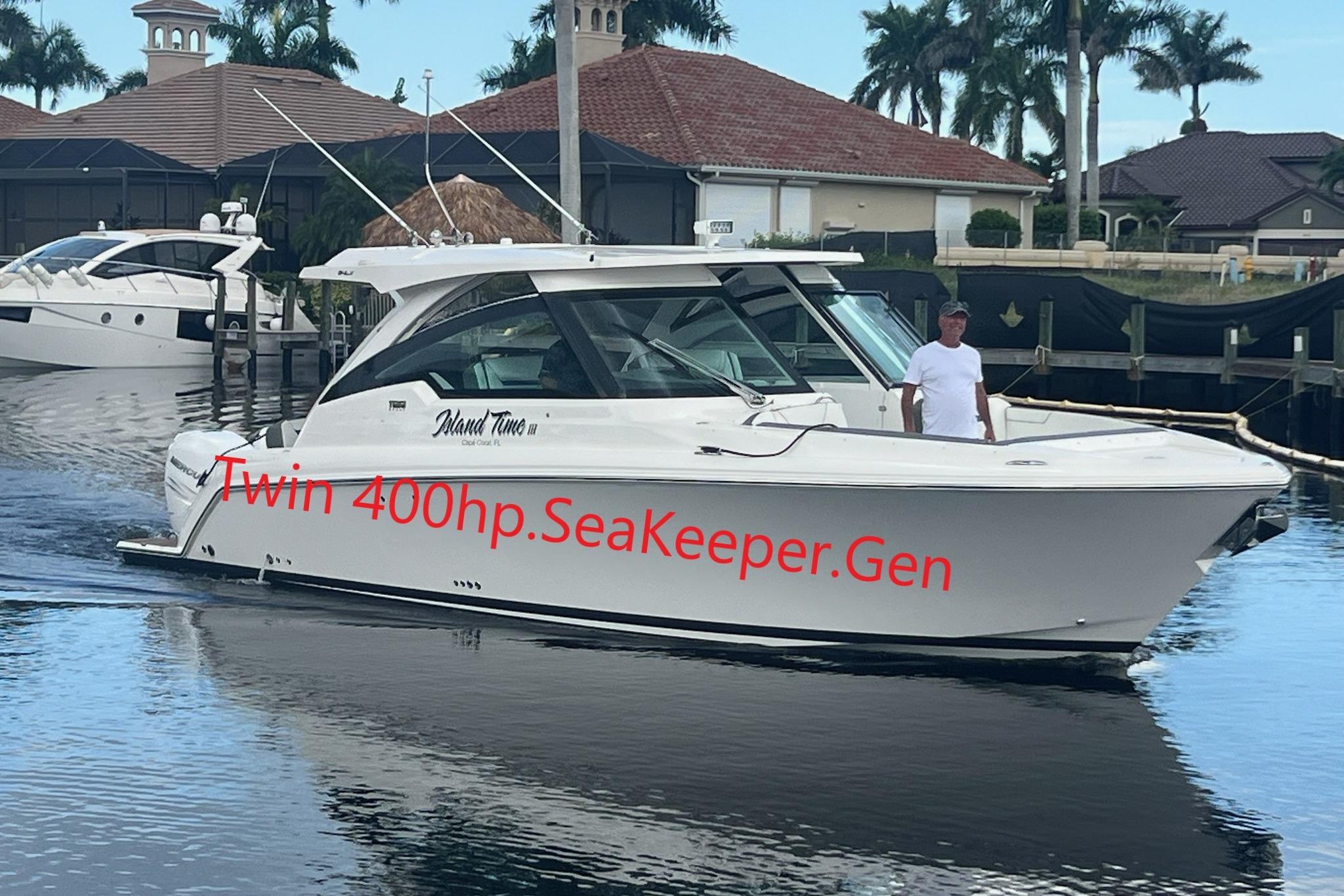 2020 Tiara Yachts 34 LX