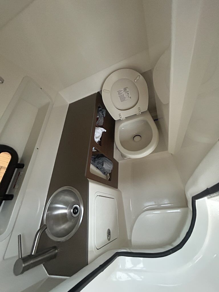 2016 Sea Ray 270 Sundeck - 7