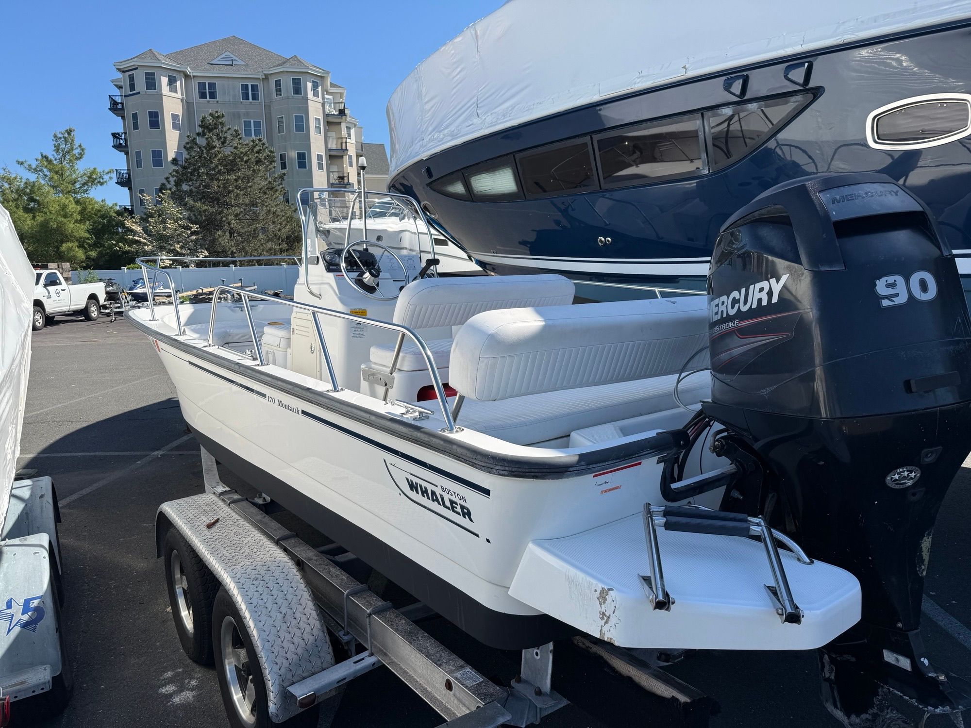 2014 Boston Whaler 170 Montauk