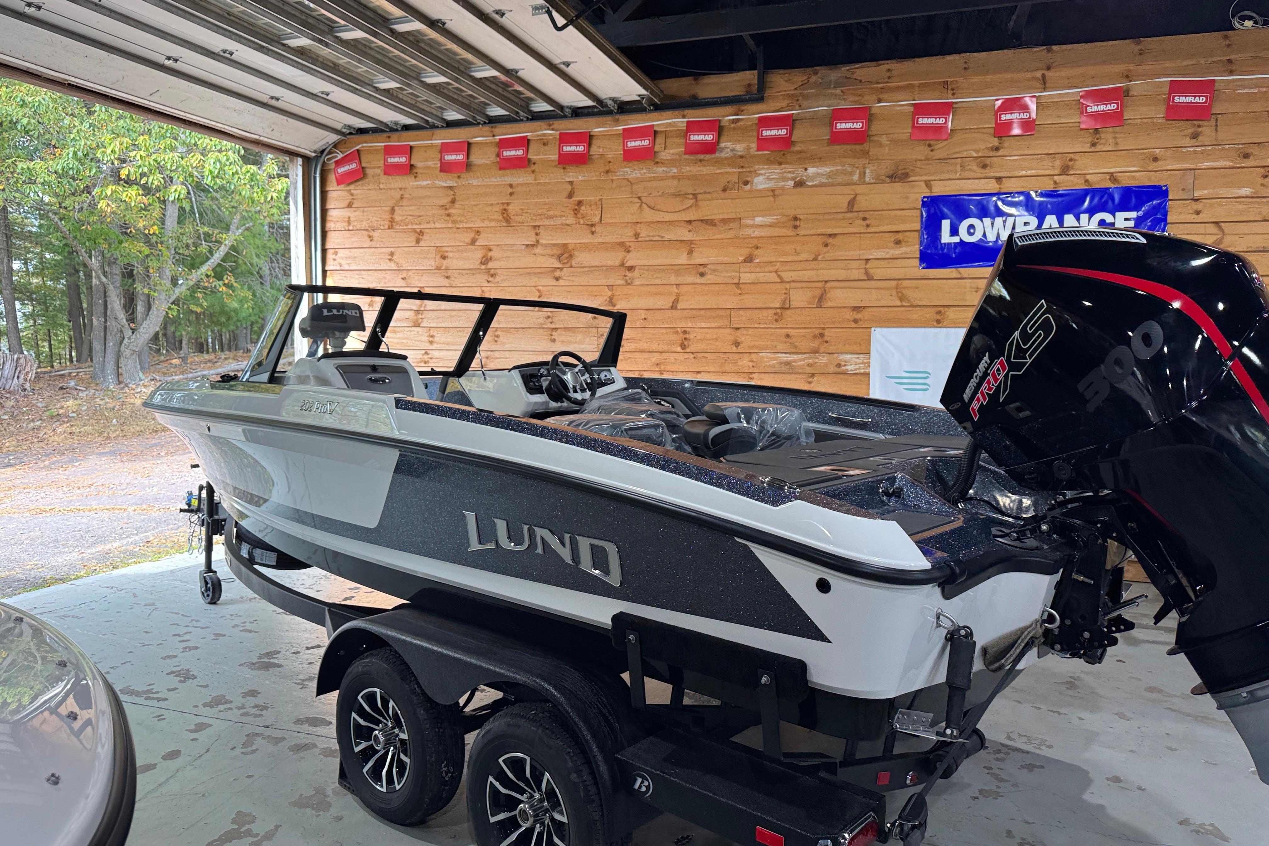 2026 Lund 202 Pro-V GL