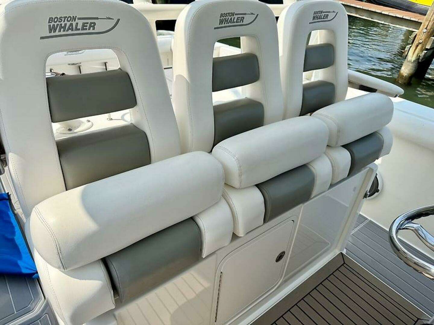 2014 Boston Whaler 350 Outrage - Image 61