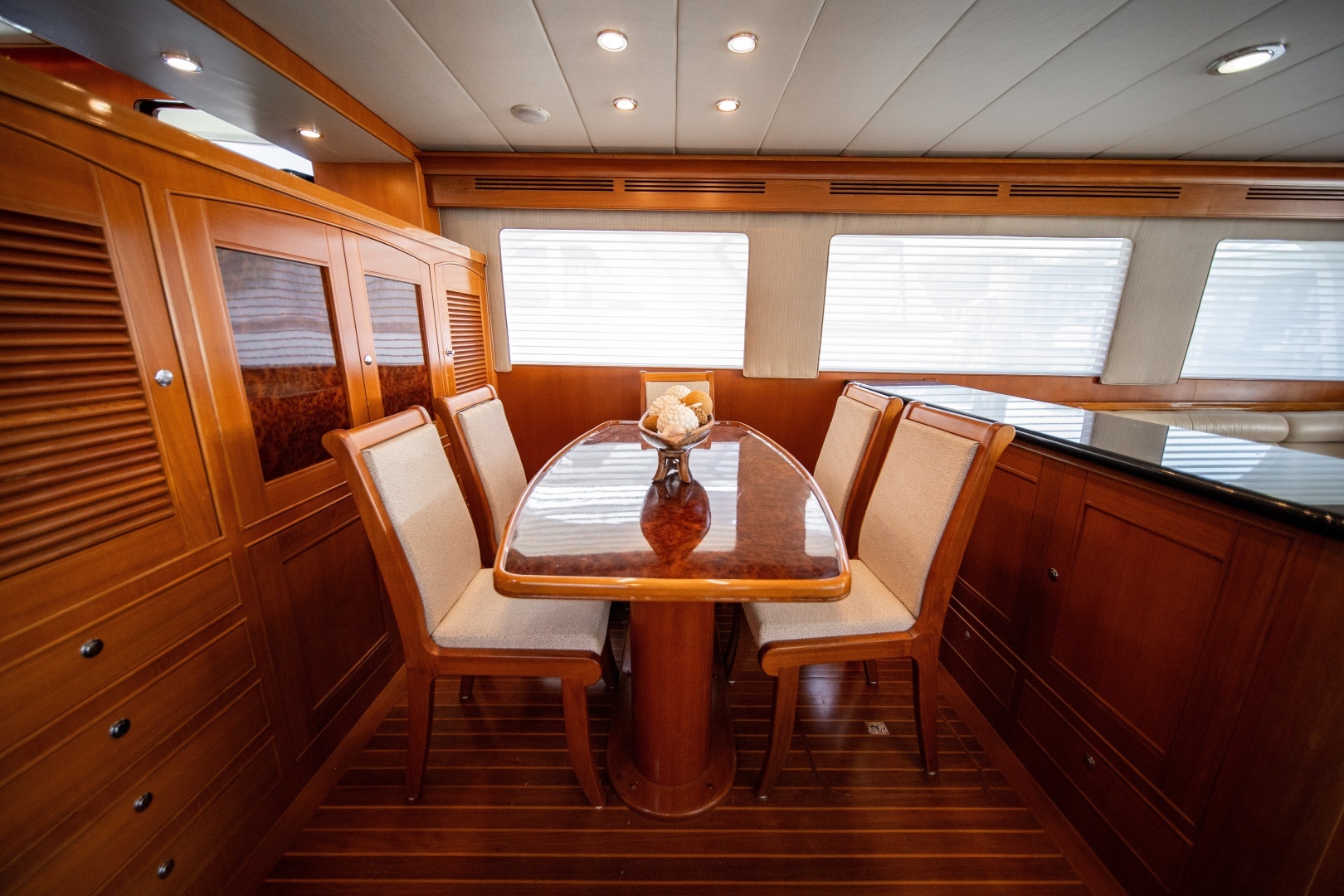 2003 Marlow Explorer 65C - Image 8