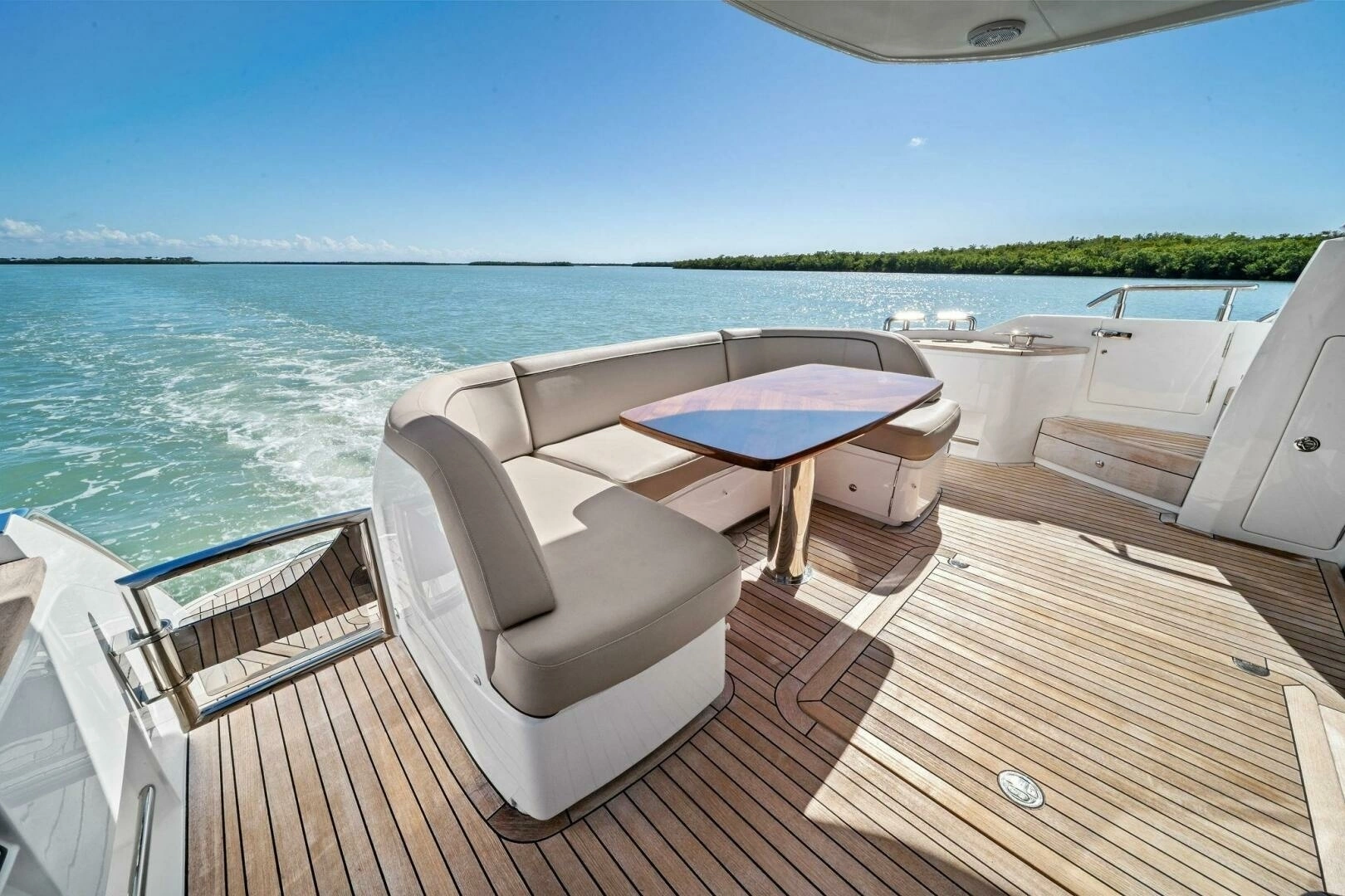 2023 Princess F50 - Image 44