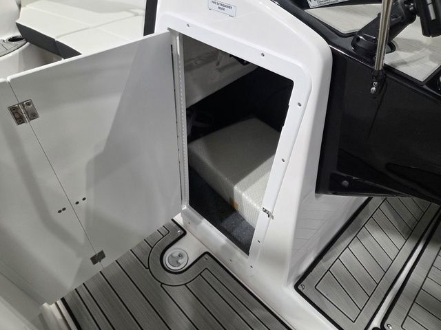 2026 Yamaha Boats 222S - 24