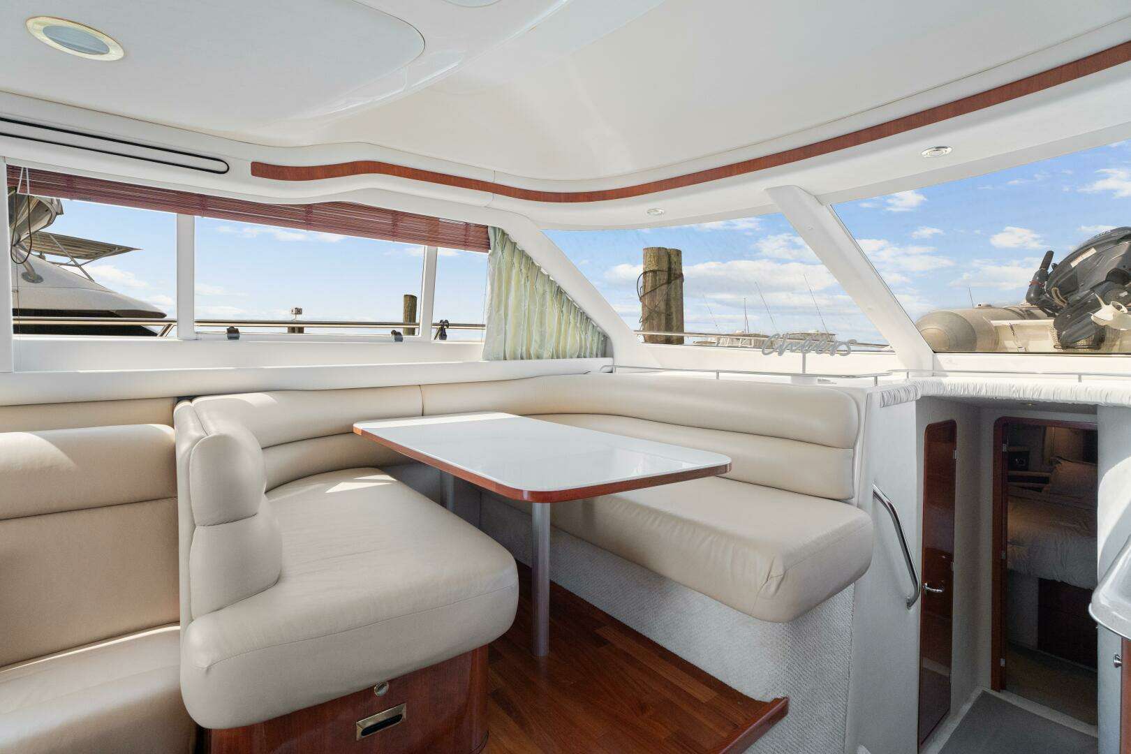 2003 Sea Ray 480 Sedan Bridge - Image 20