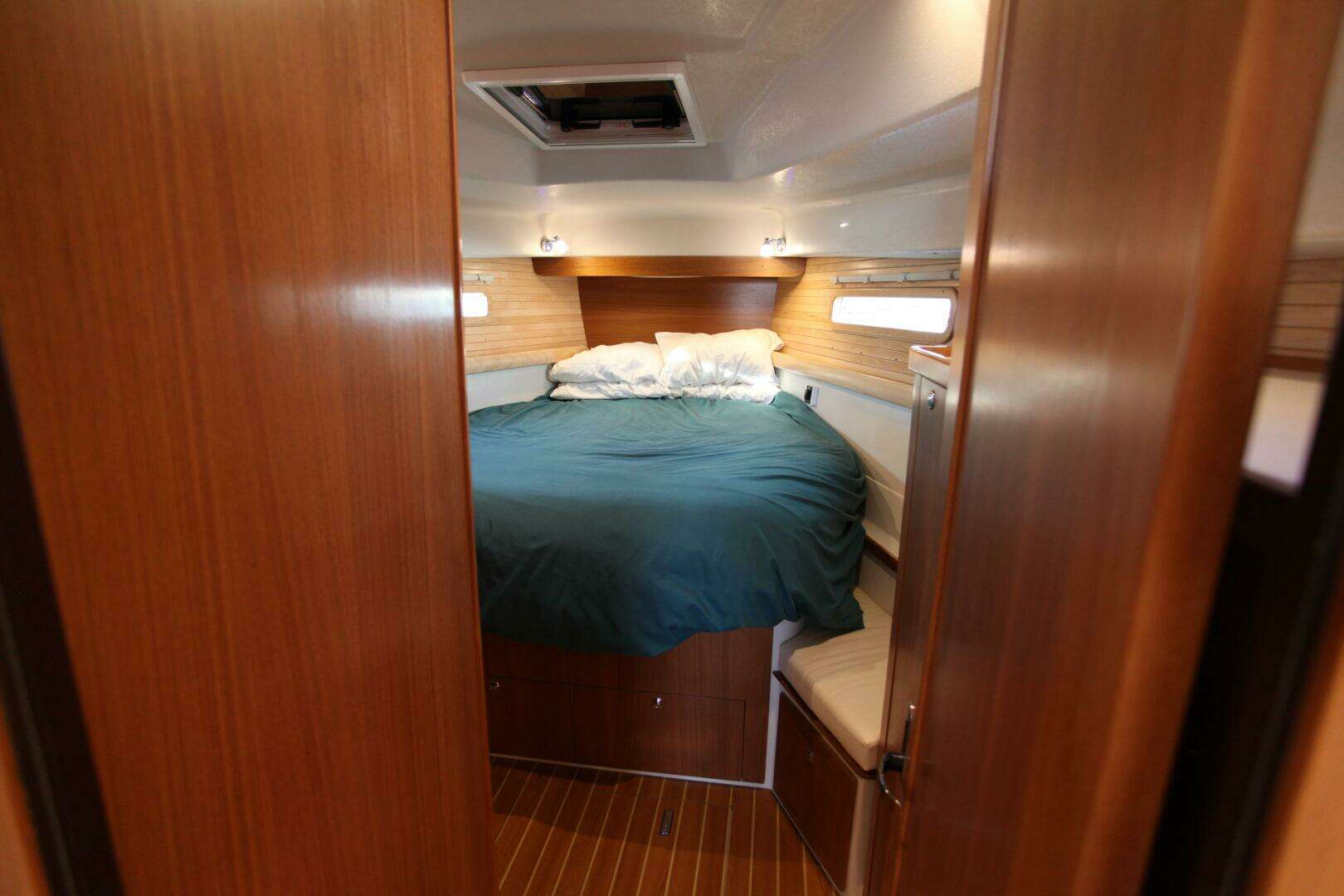 2025 Catalina 426 - Image 149
