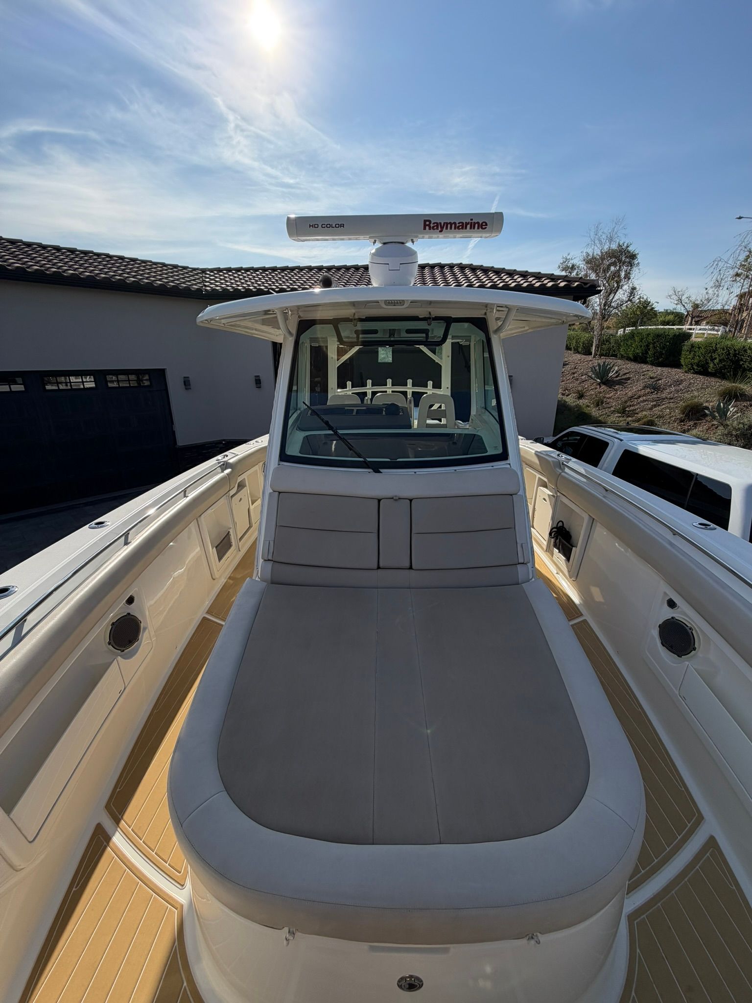 2018 Boston Whaler 380 Outrage - 42