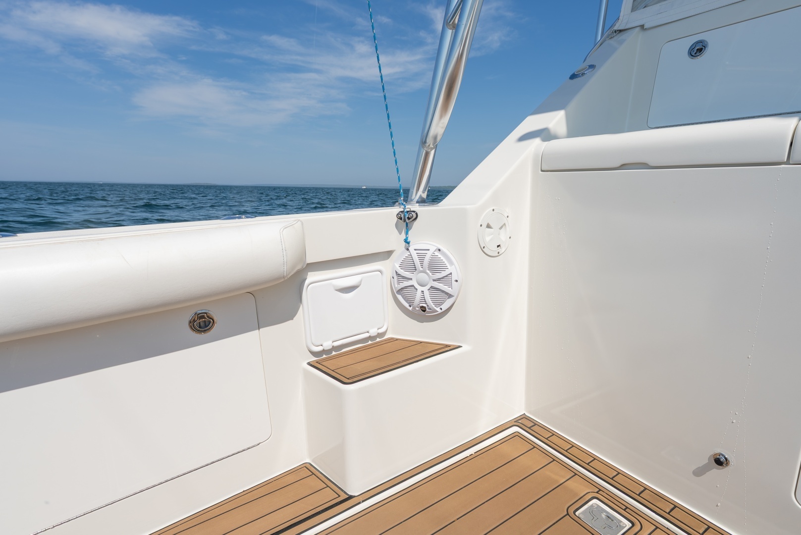 2002 Cabo 45 Express - Image 21