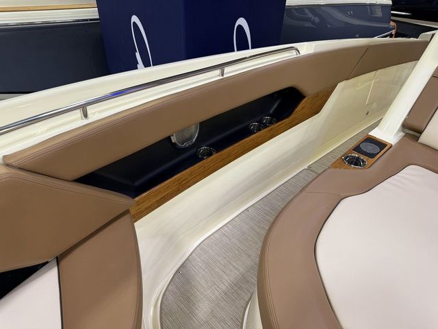 2026 Chris-Craft Catalina 31 - 20