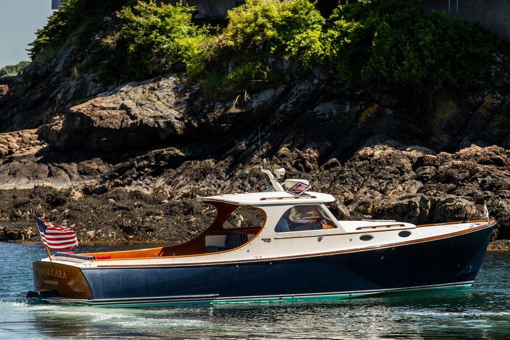 2000 Hinckley Picnic Boat 36 Classic