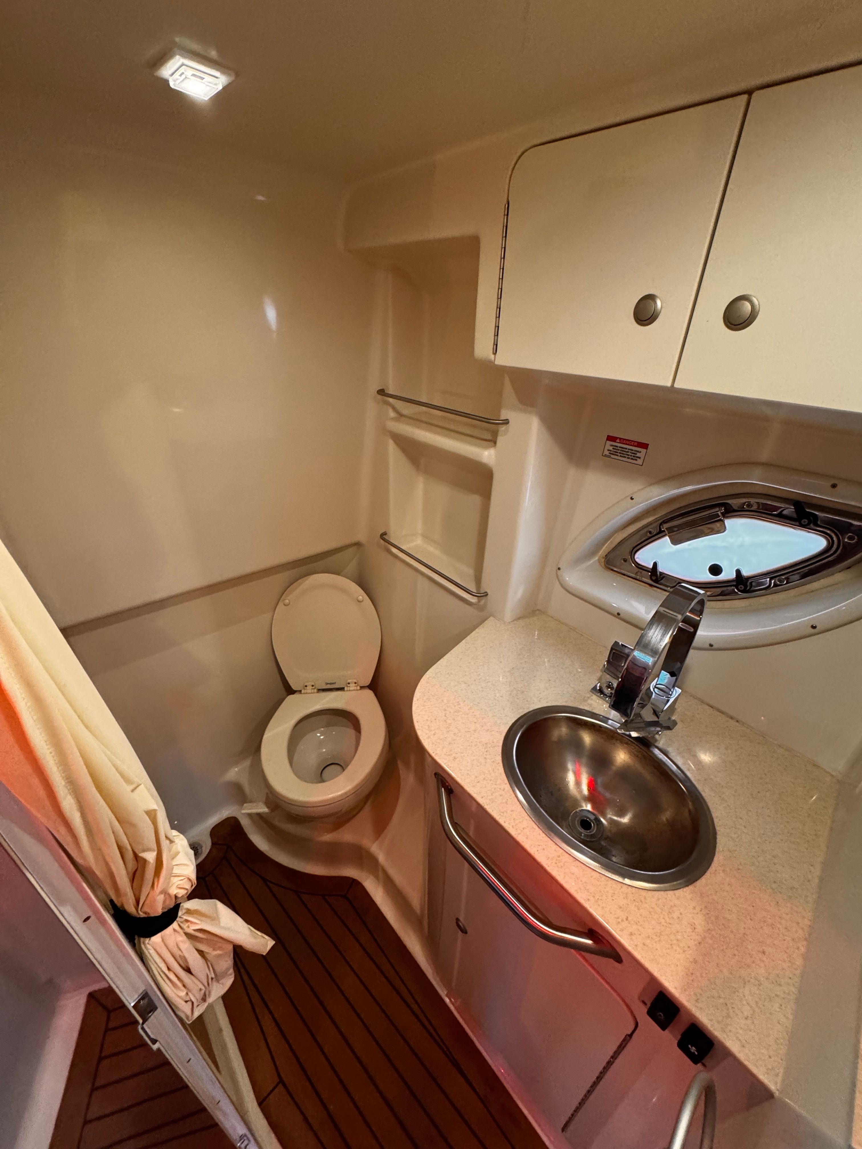 2008 Sea Ray Sundancer 310 - 26