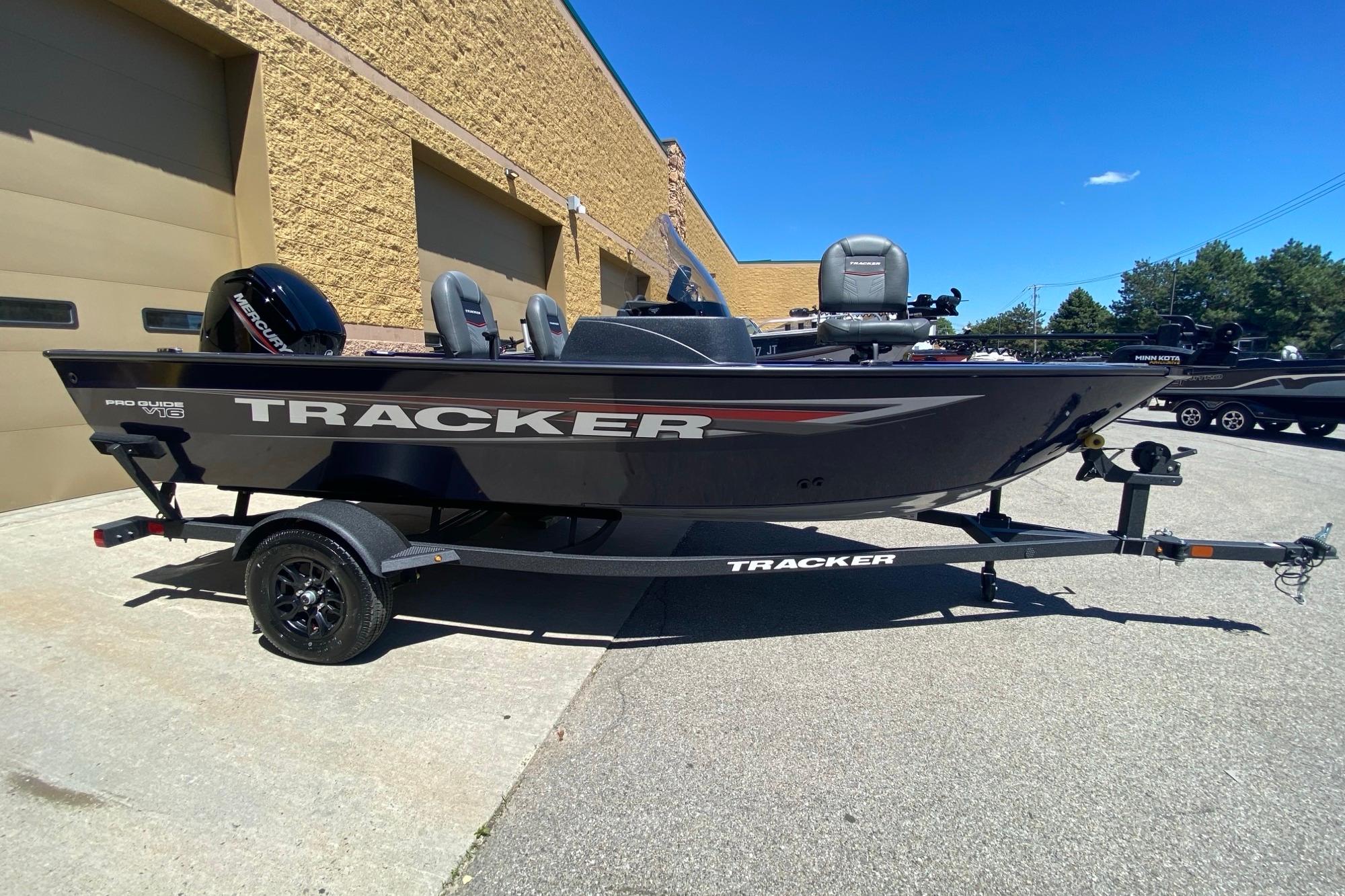 2026 Tracker Pro Guide V-16 SC